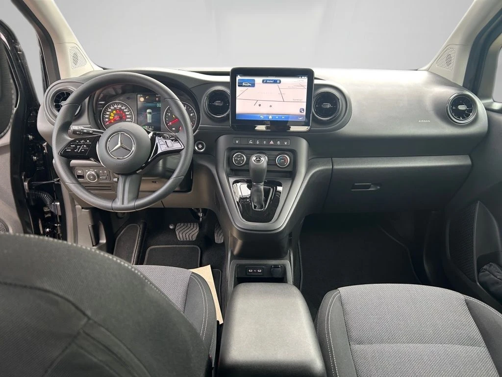 Mercedes-Benz-Citan 112-image-11