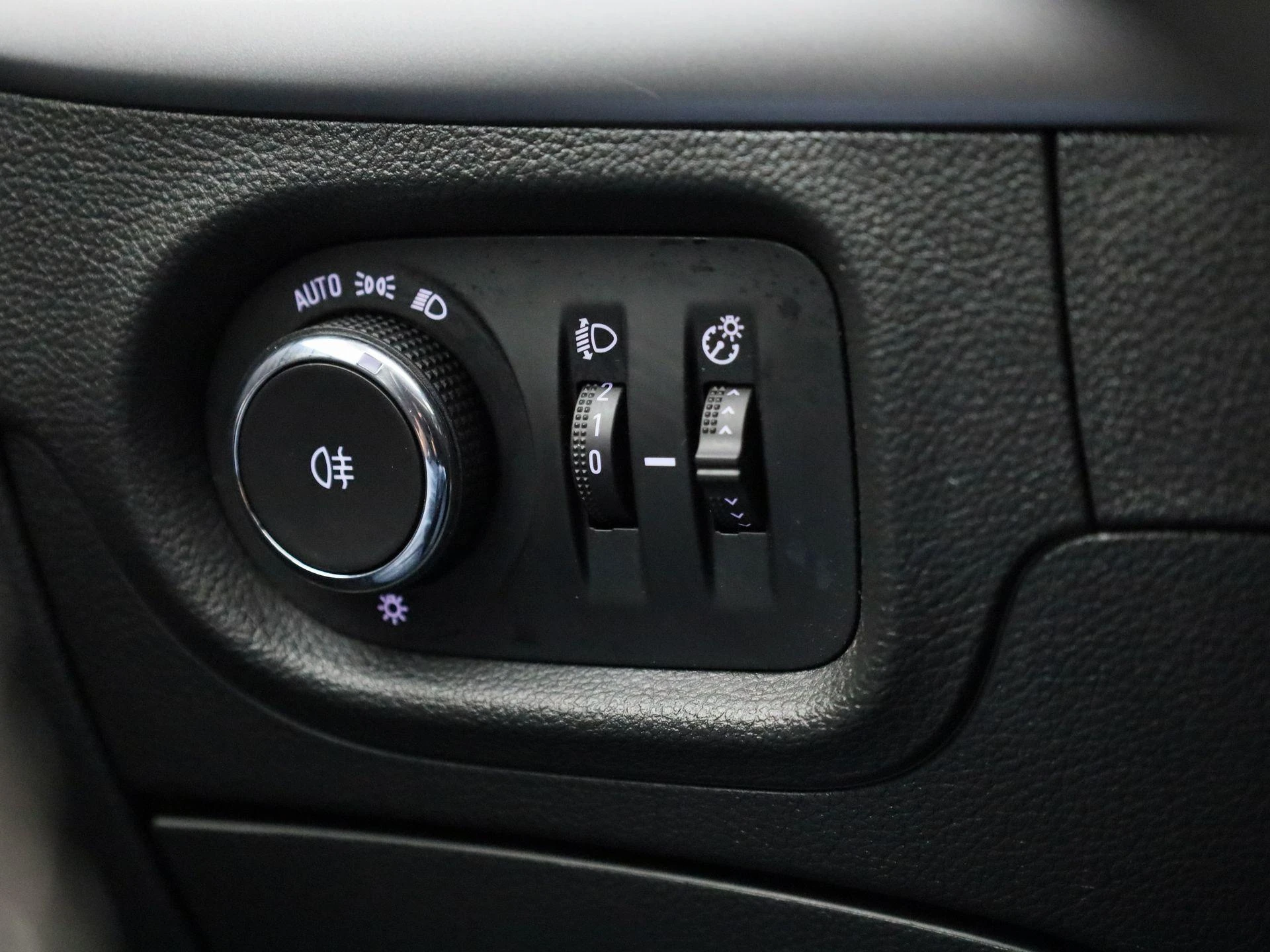Opel-Astra-image-18