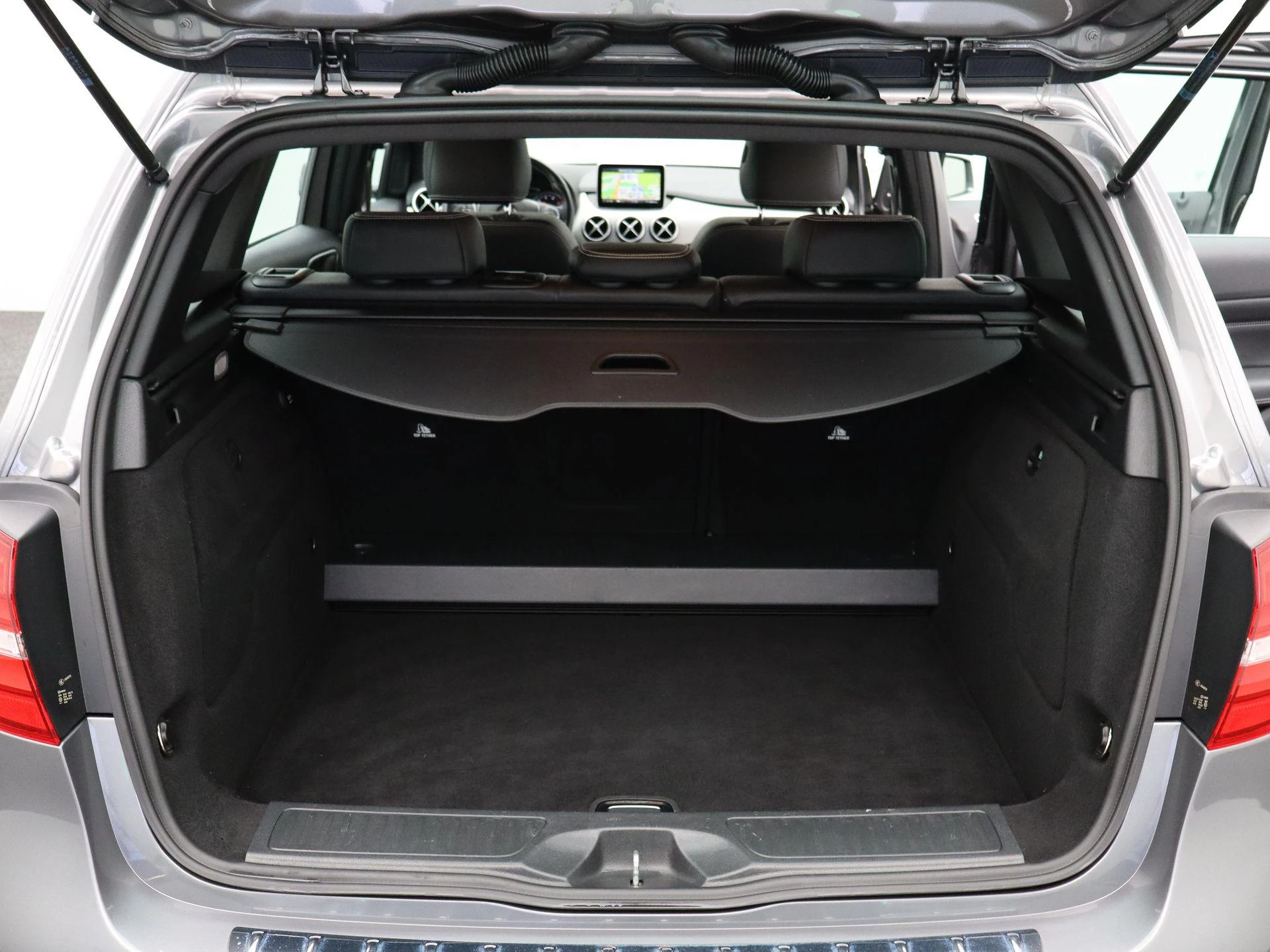 Mercedes-Benz-B-Klasse-image-28