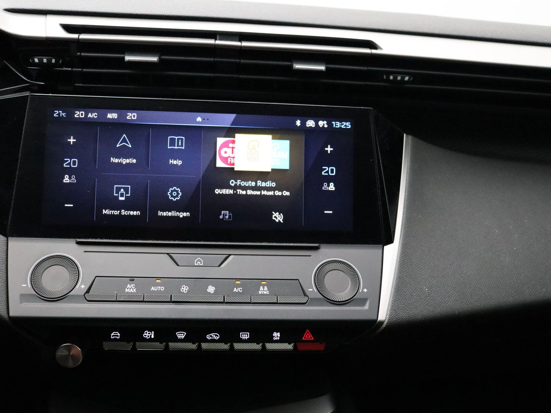 Peugeot-308-image-12