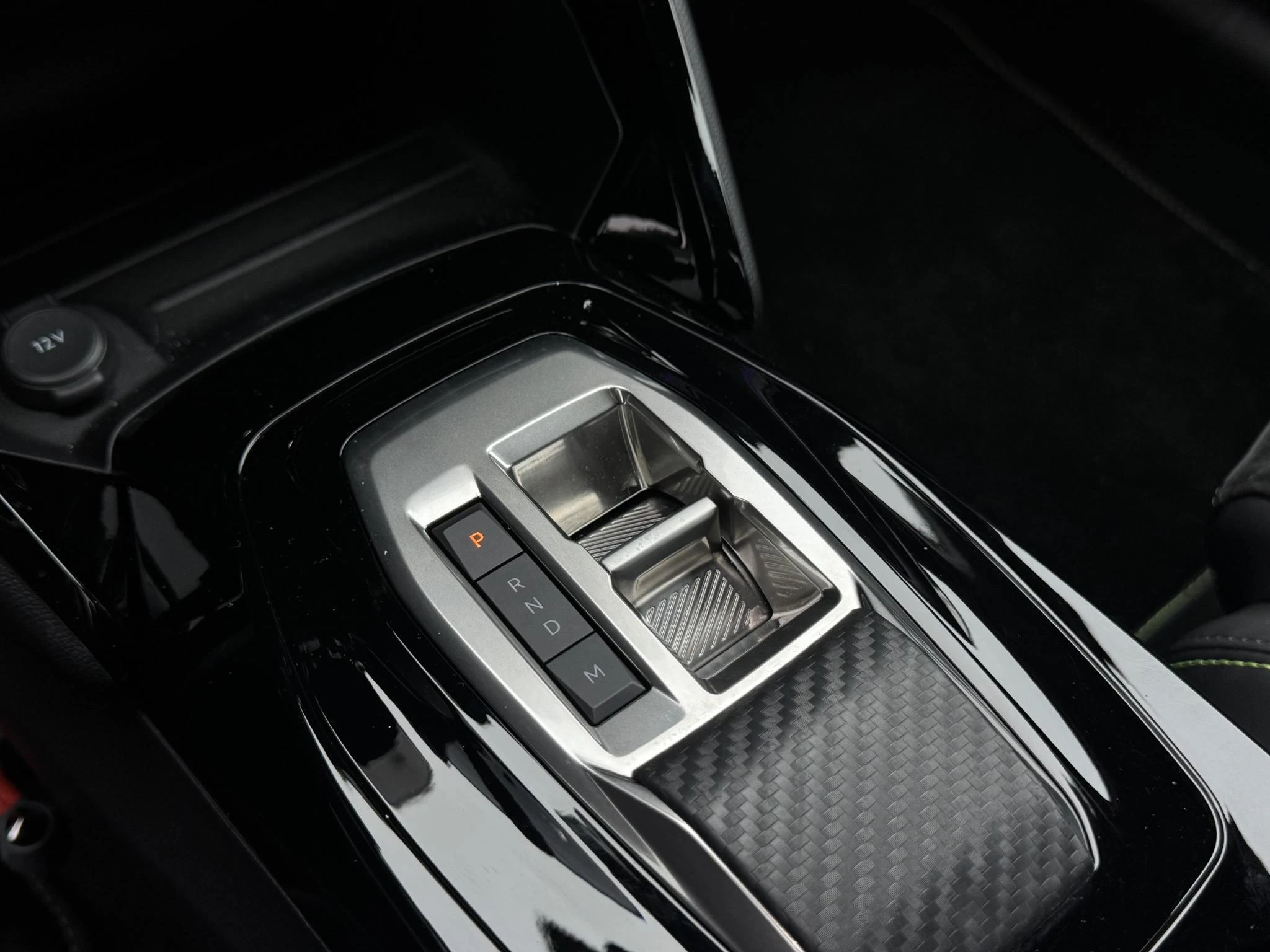 Peugeot-208-image-13
