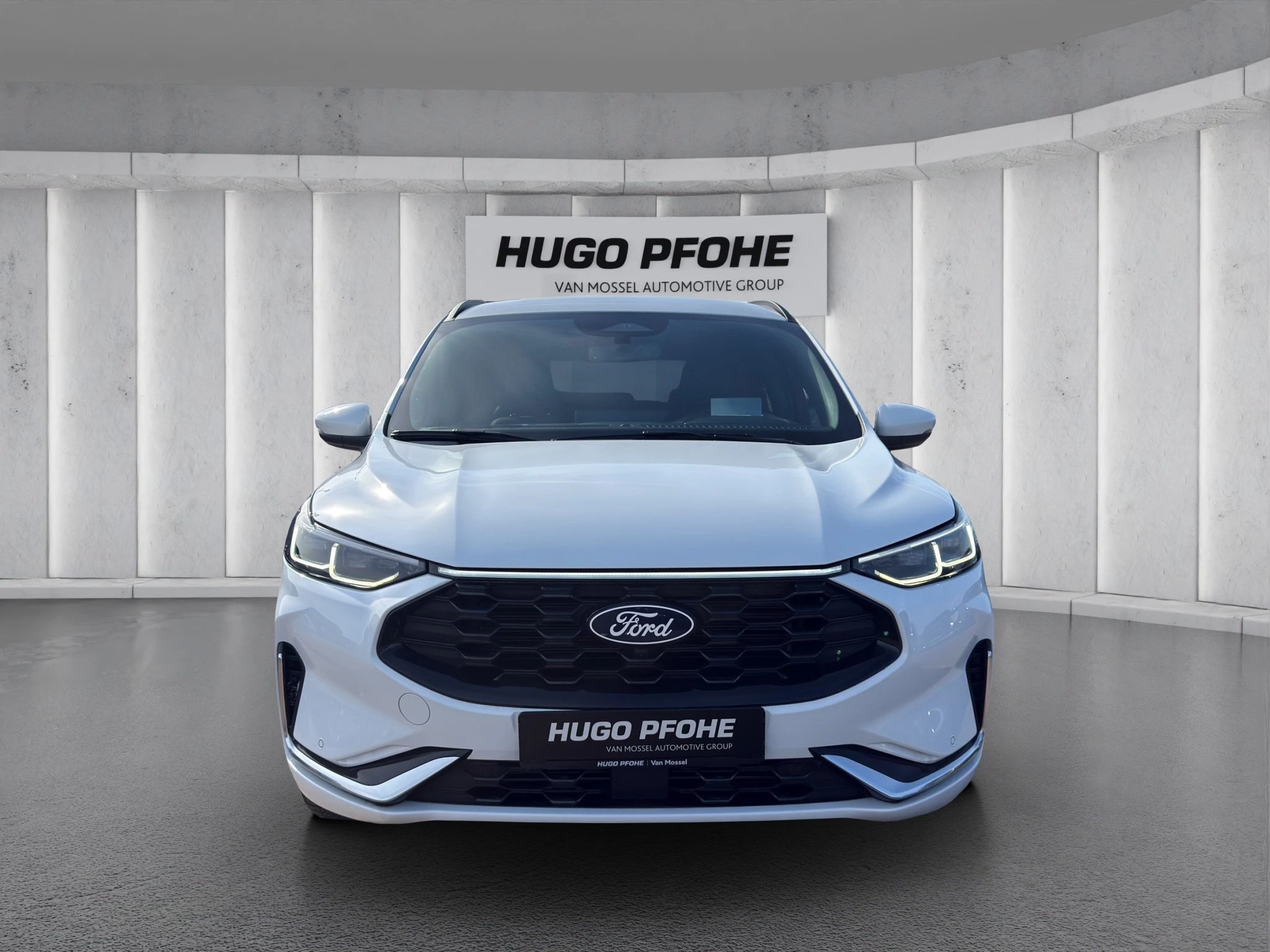 Ford Kuga ST-Line X Aut.*AHK*360GRAD*LED-MATRIX*NAVI*GRA*WINTER-PKT.