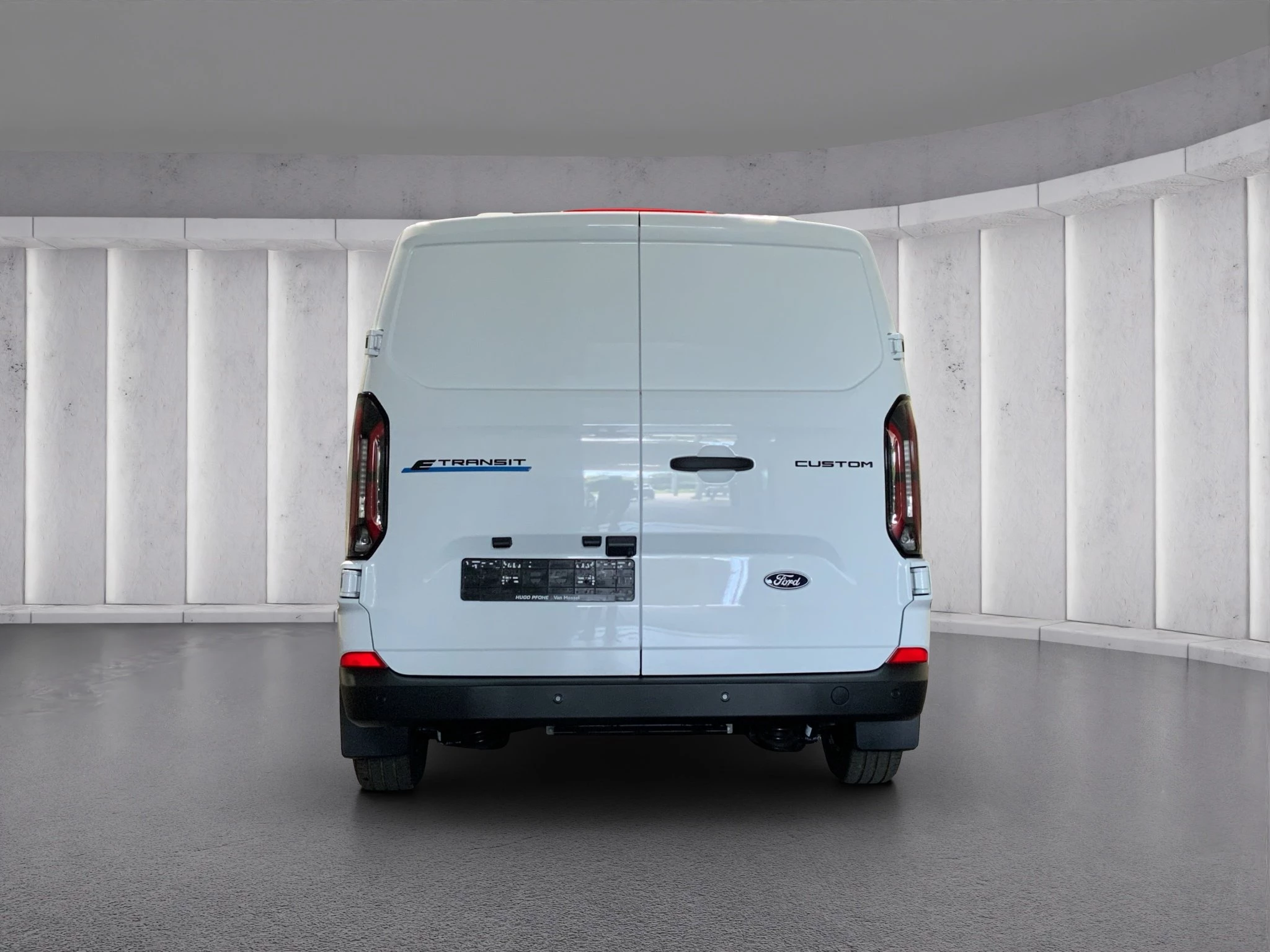 Ford-Transit Custom-image-3