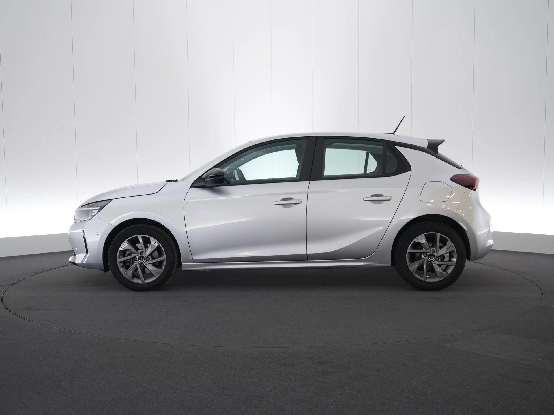 Opel-Corsa-image-4