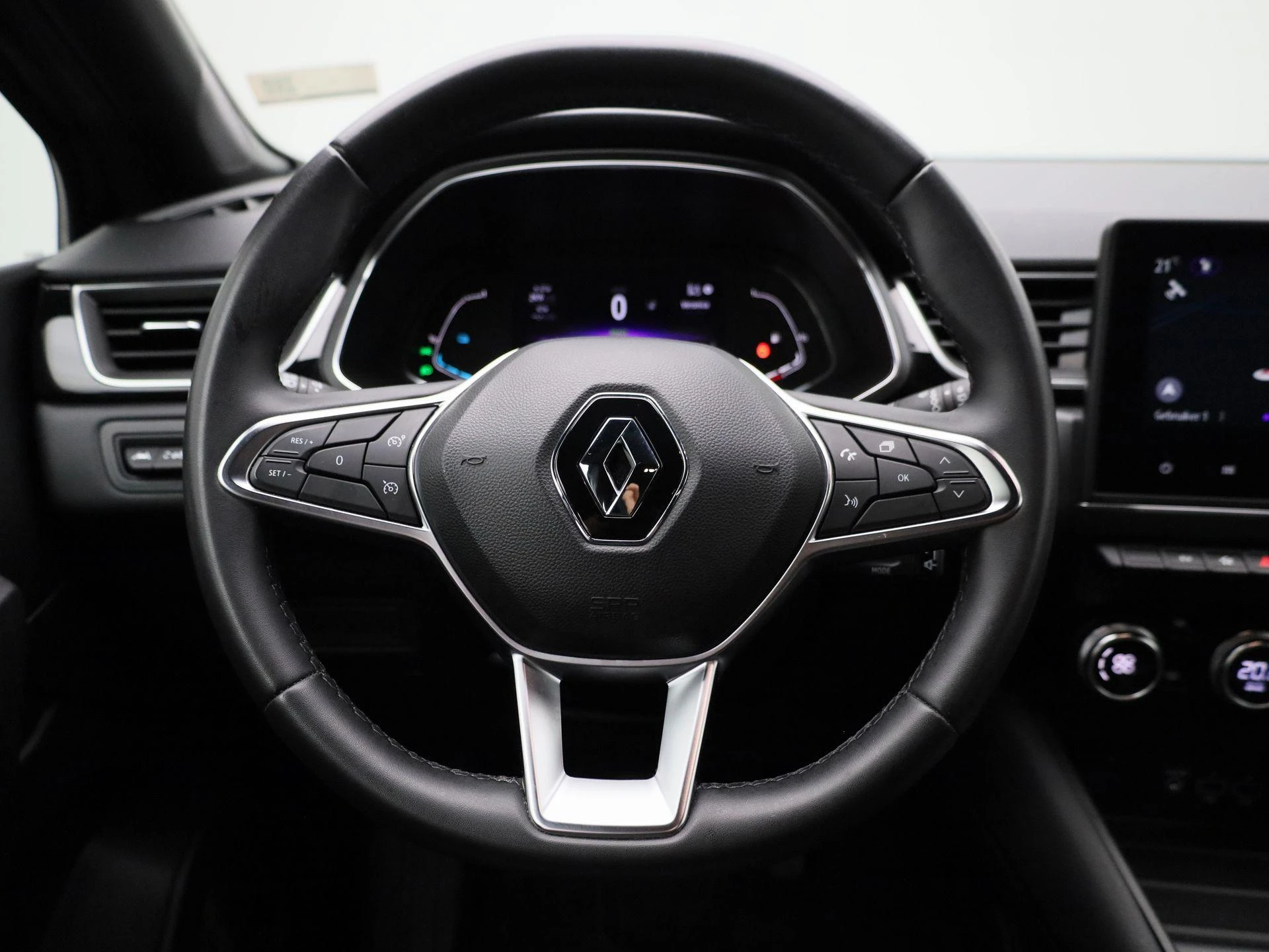 Renault Captur 1.6 E-Tech Hybrid 145 Rive Gauche