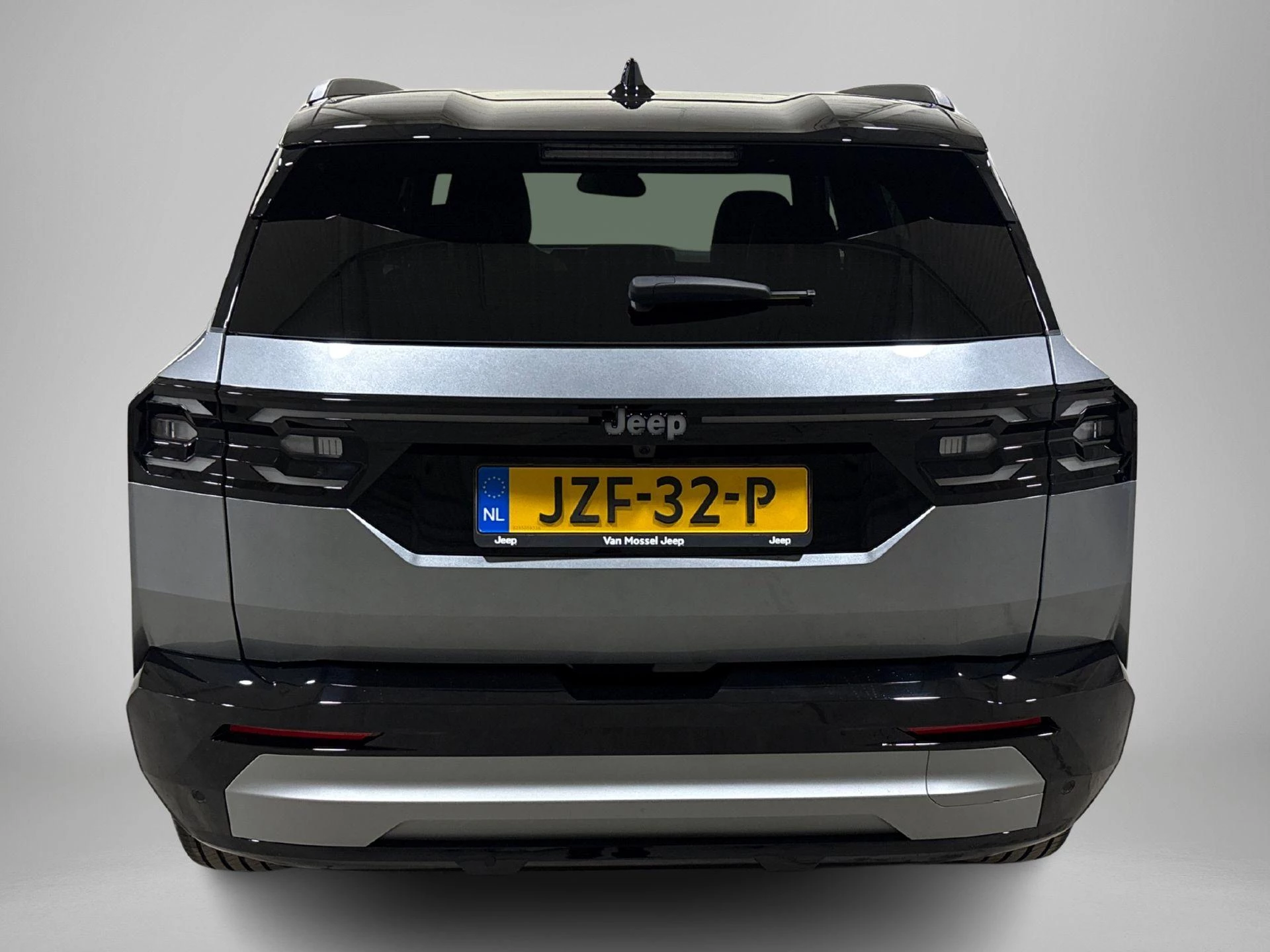 Jeep-Compass-image-13