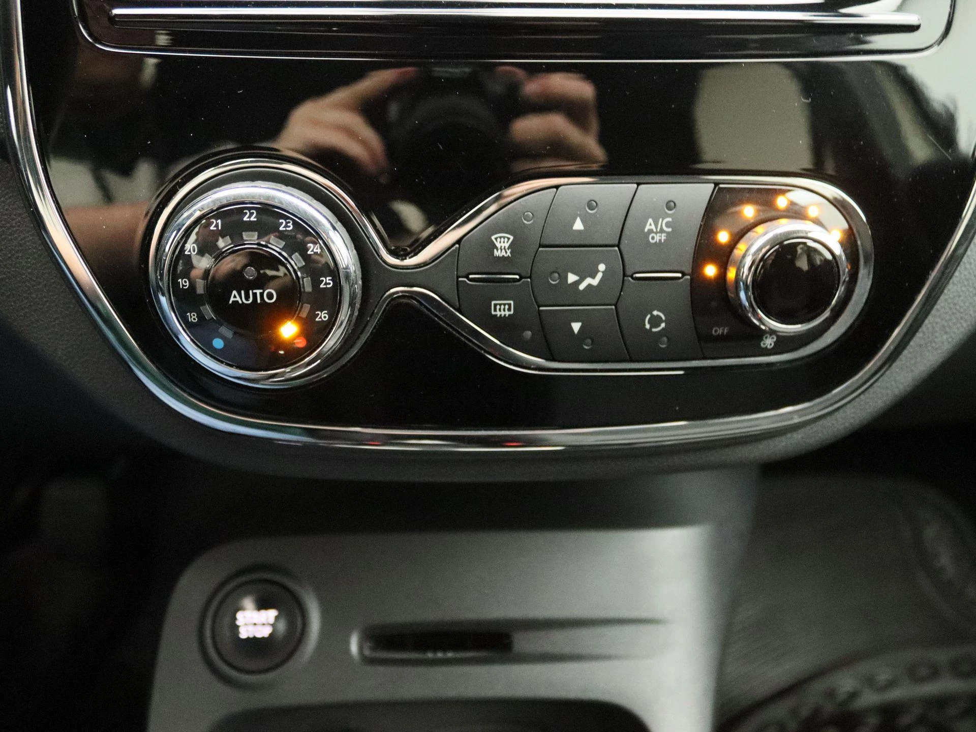 Renault-Captur-image-19
