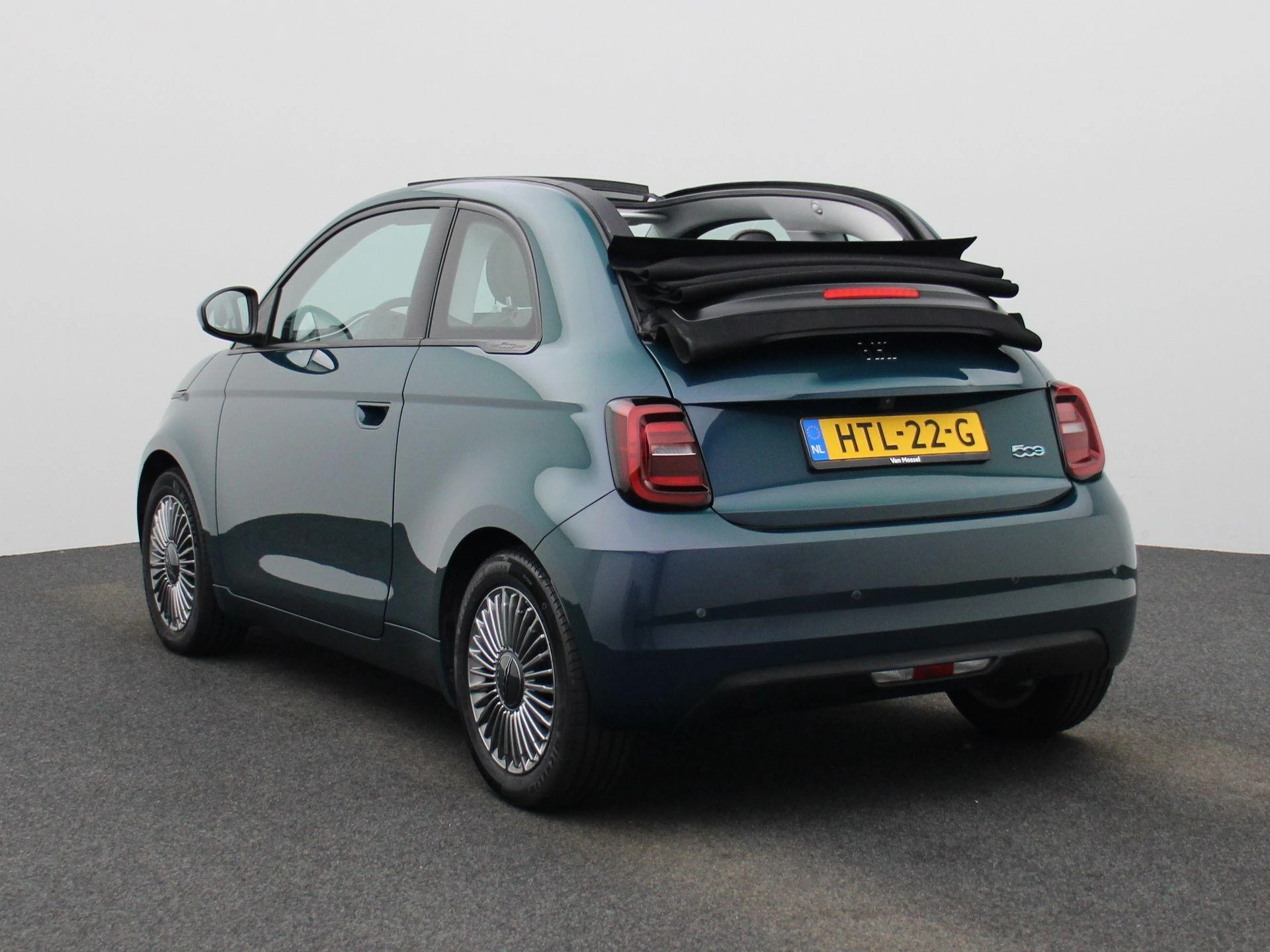 Fiat-500e-image-1