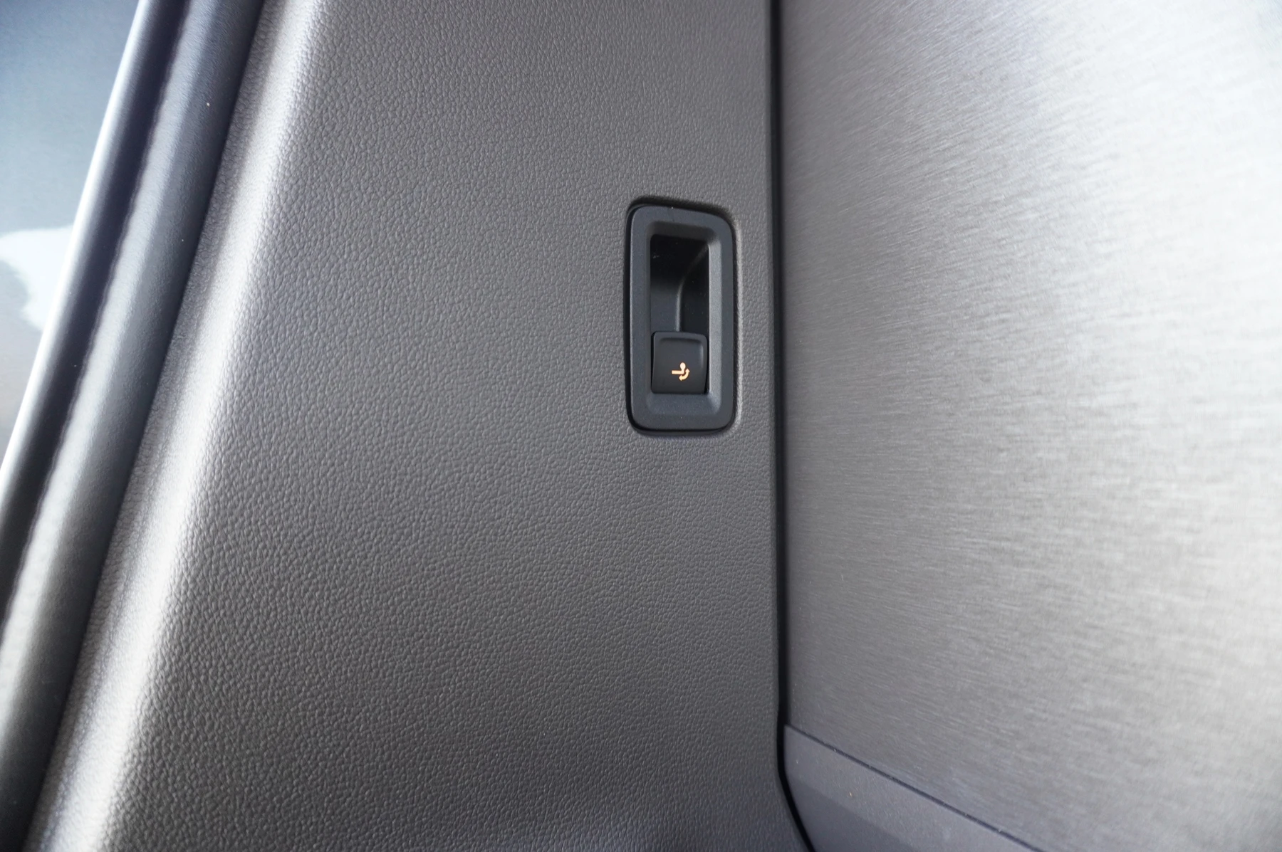Volkswagen-California-image-36
