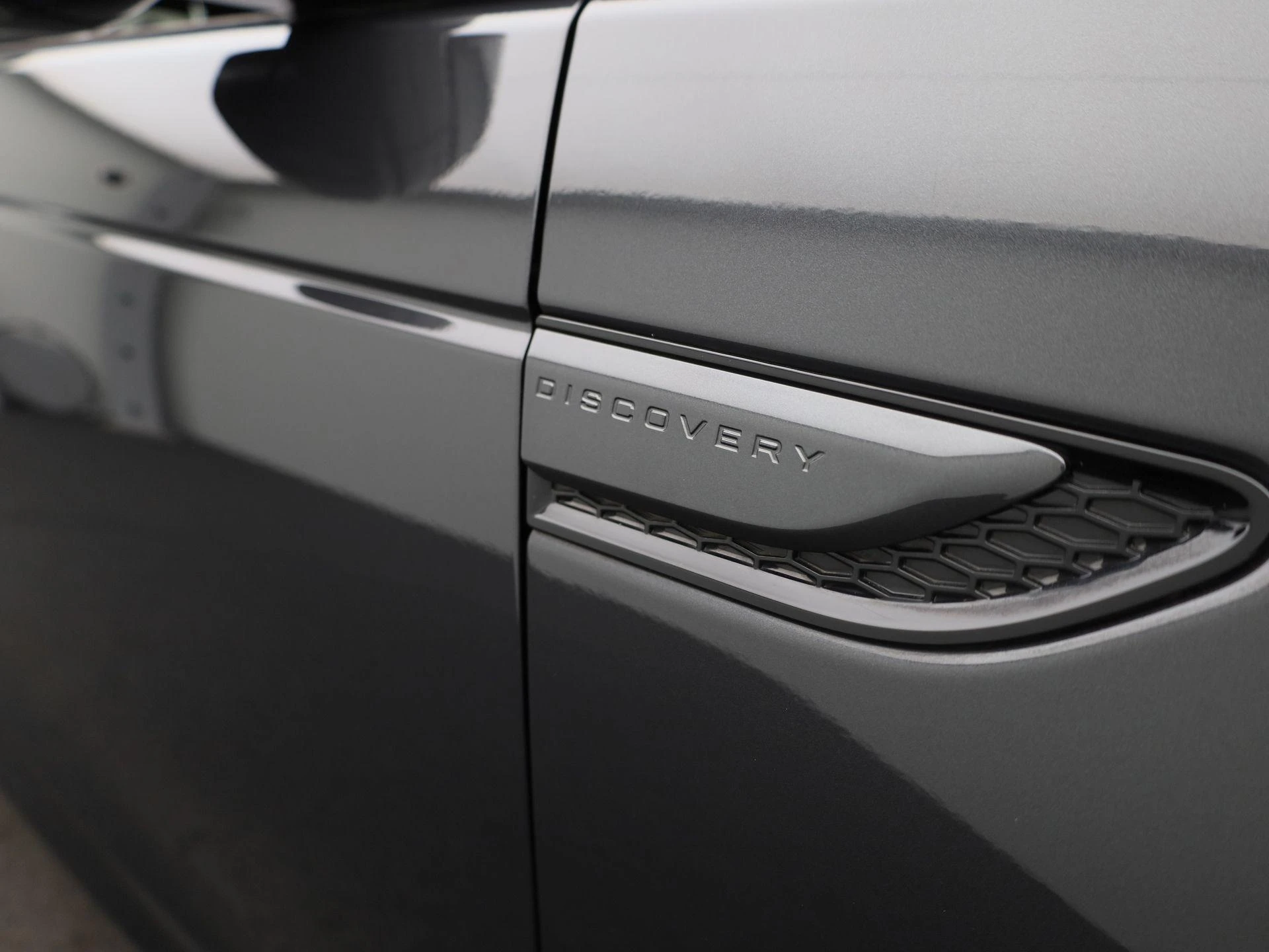 Land Rover-Discovery Sport-image-45