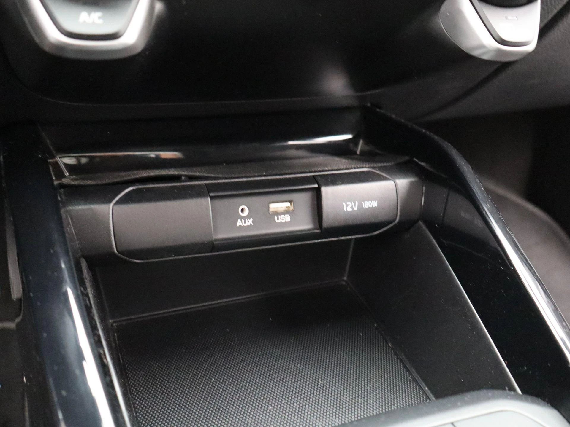 Kia Rio 1.0 TGDI First Edition