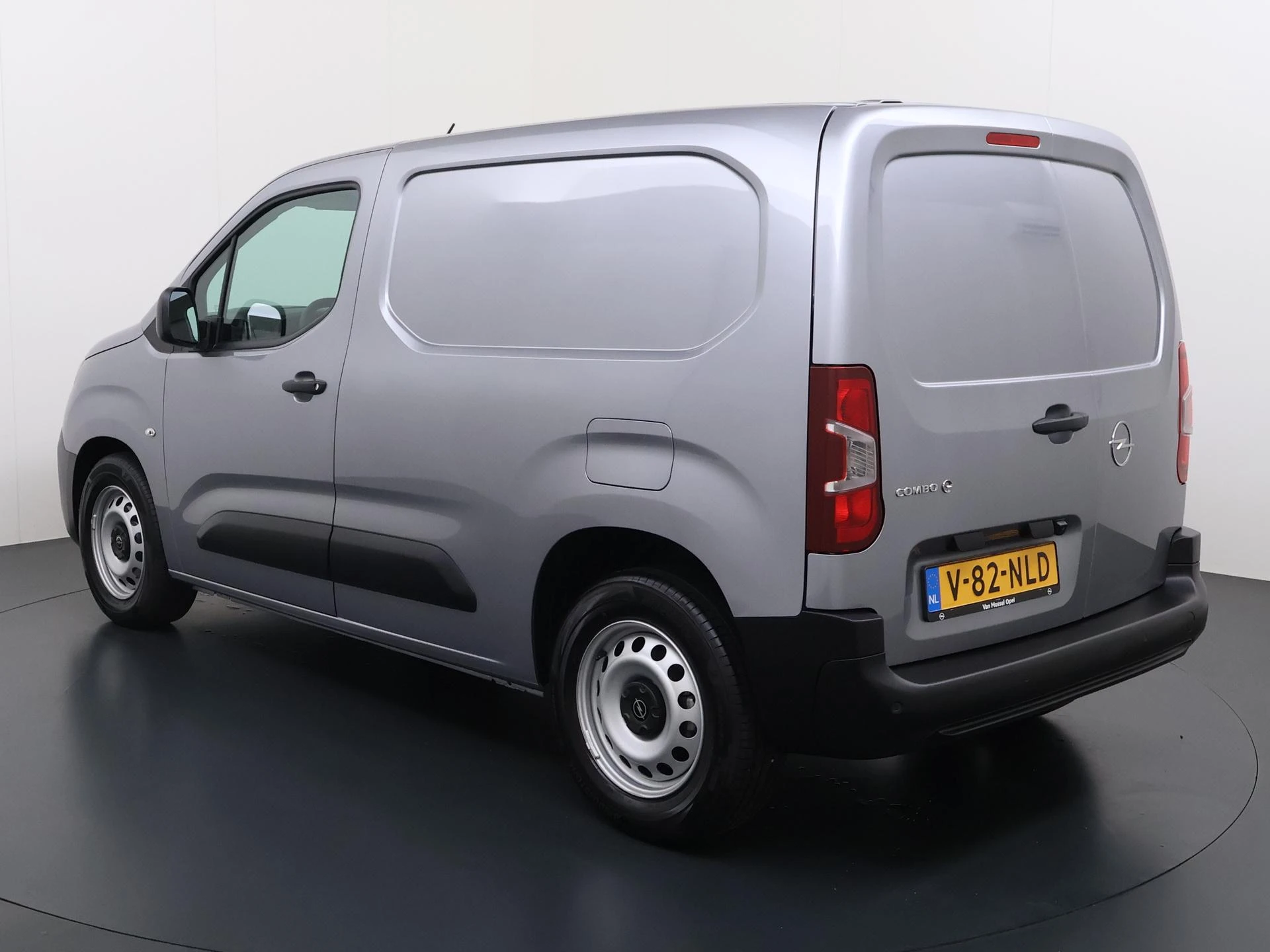 Opel-Combo-e-image-3