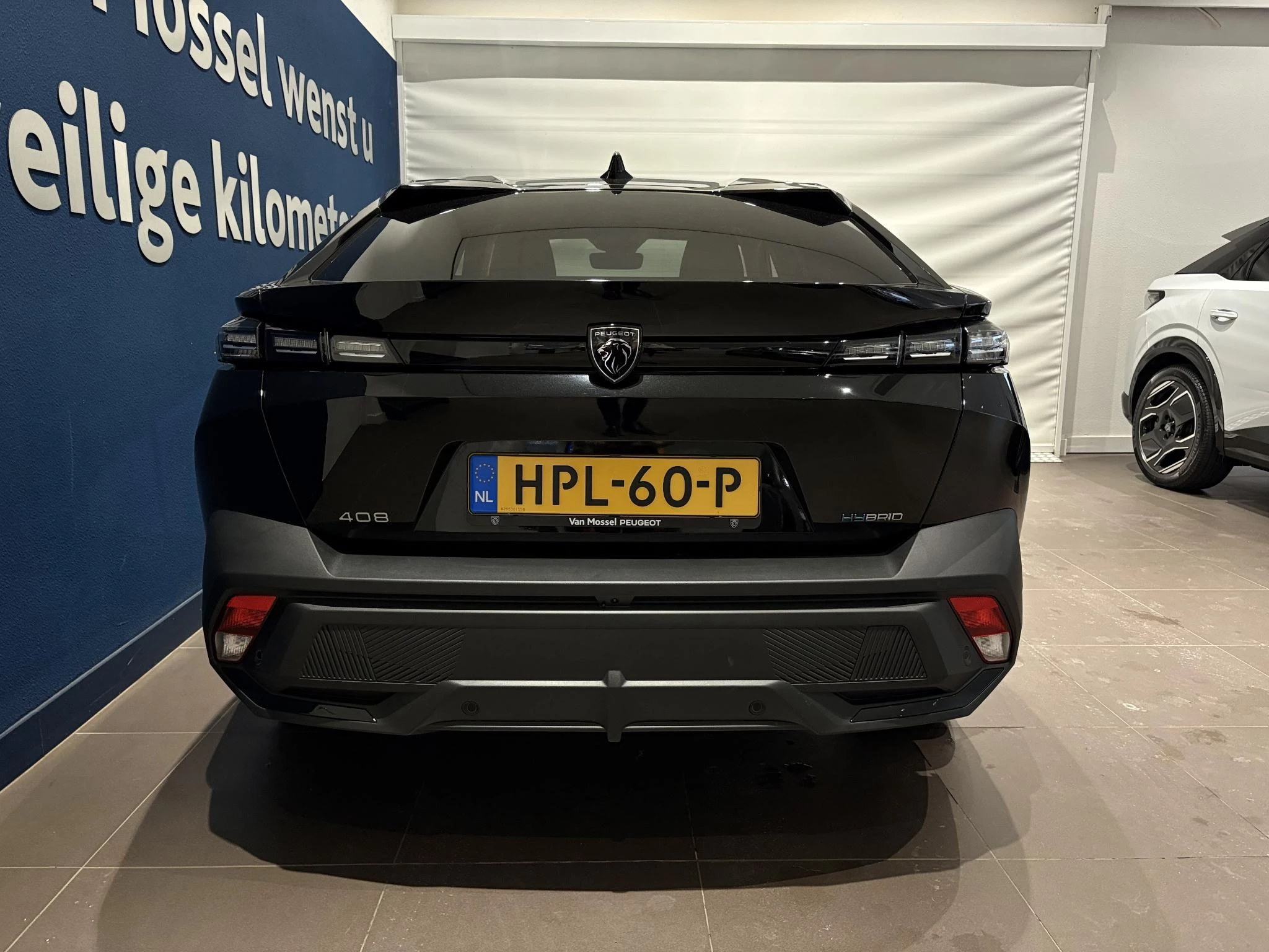 Peugeot-408-image-10