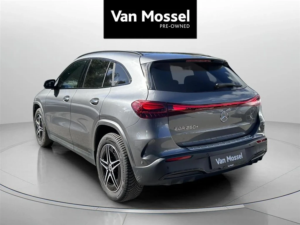 Mercedes-Benz-EQA-image-6