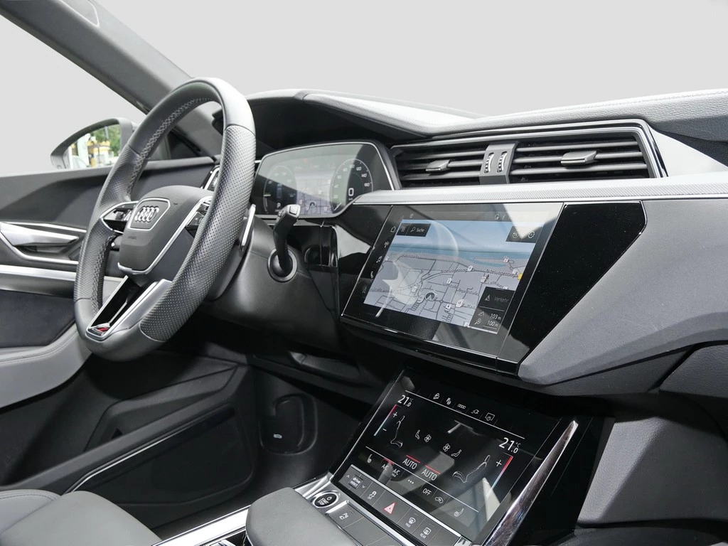 Audi Q8 e-tron 55 quattro S-Line *B&O*LUFT*AHK*MATRIX*ACC*NAVI*