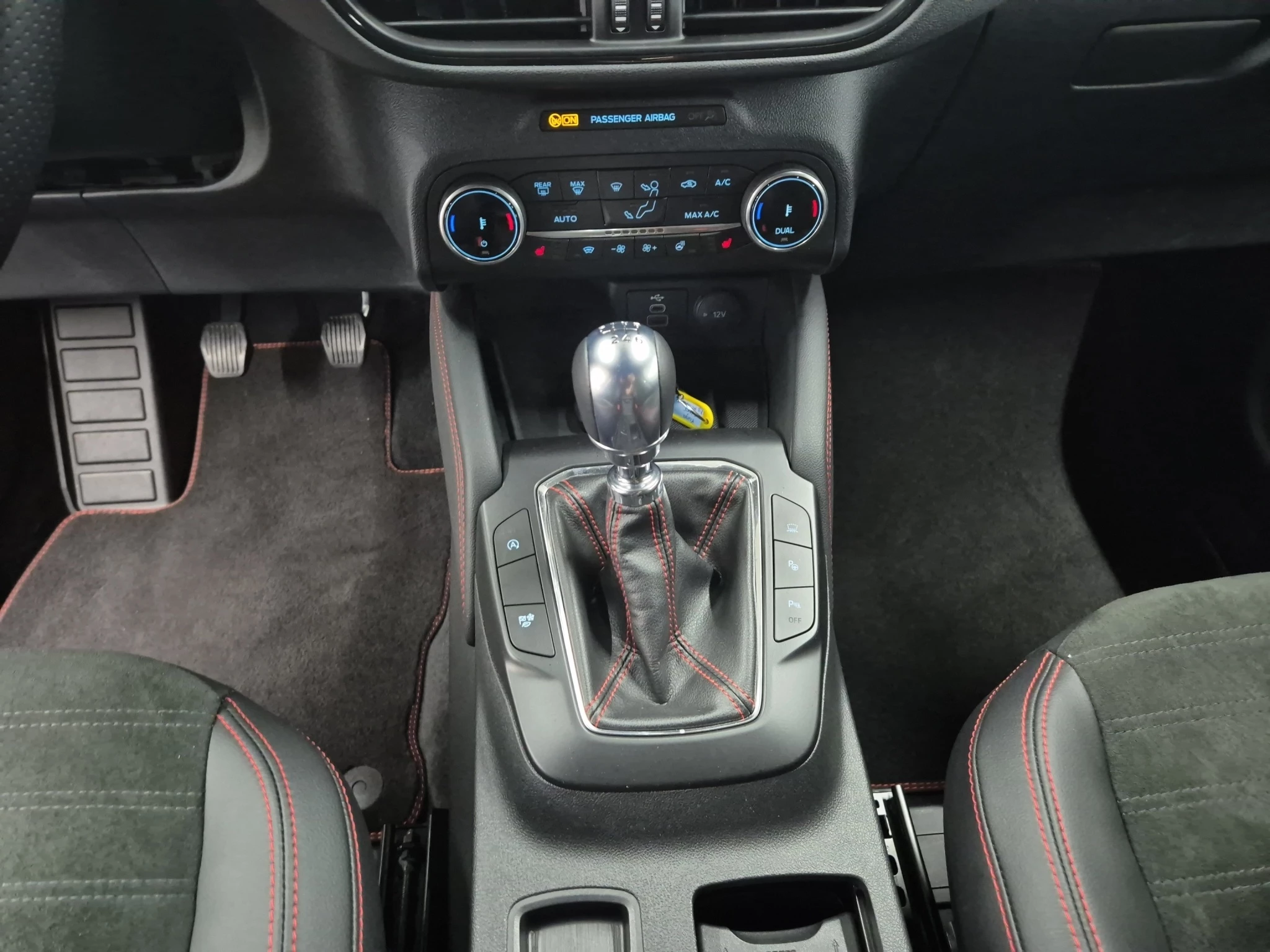 Ford-Kuga-image-13