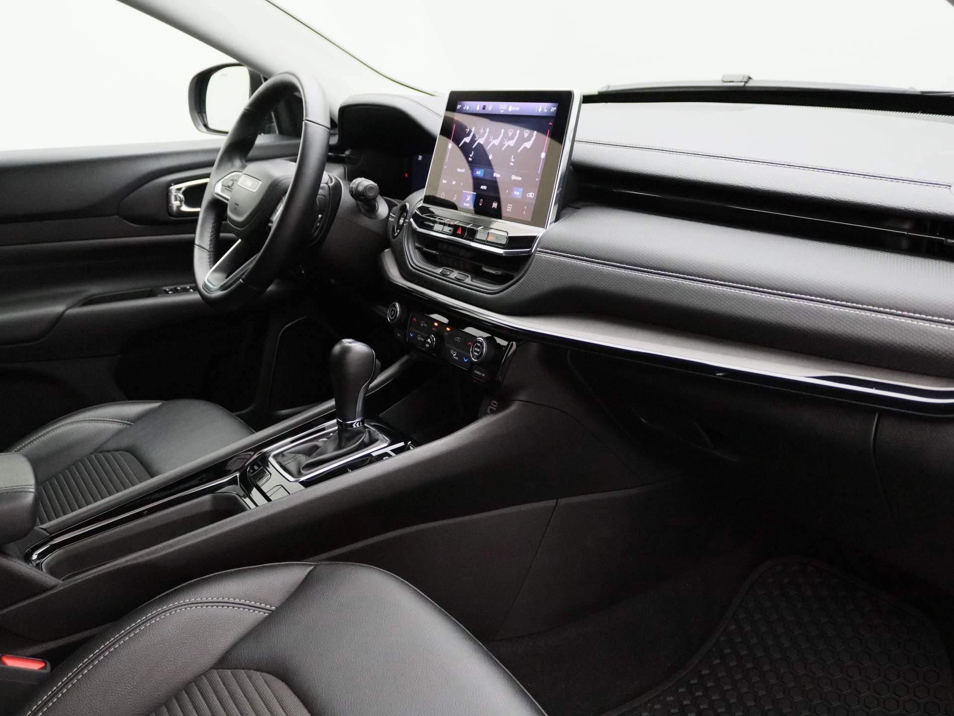 Jeep-Compass-image-4