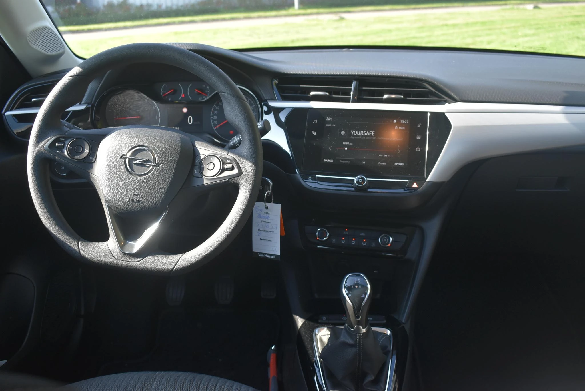 Opel-Corsa-image-12