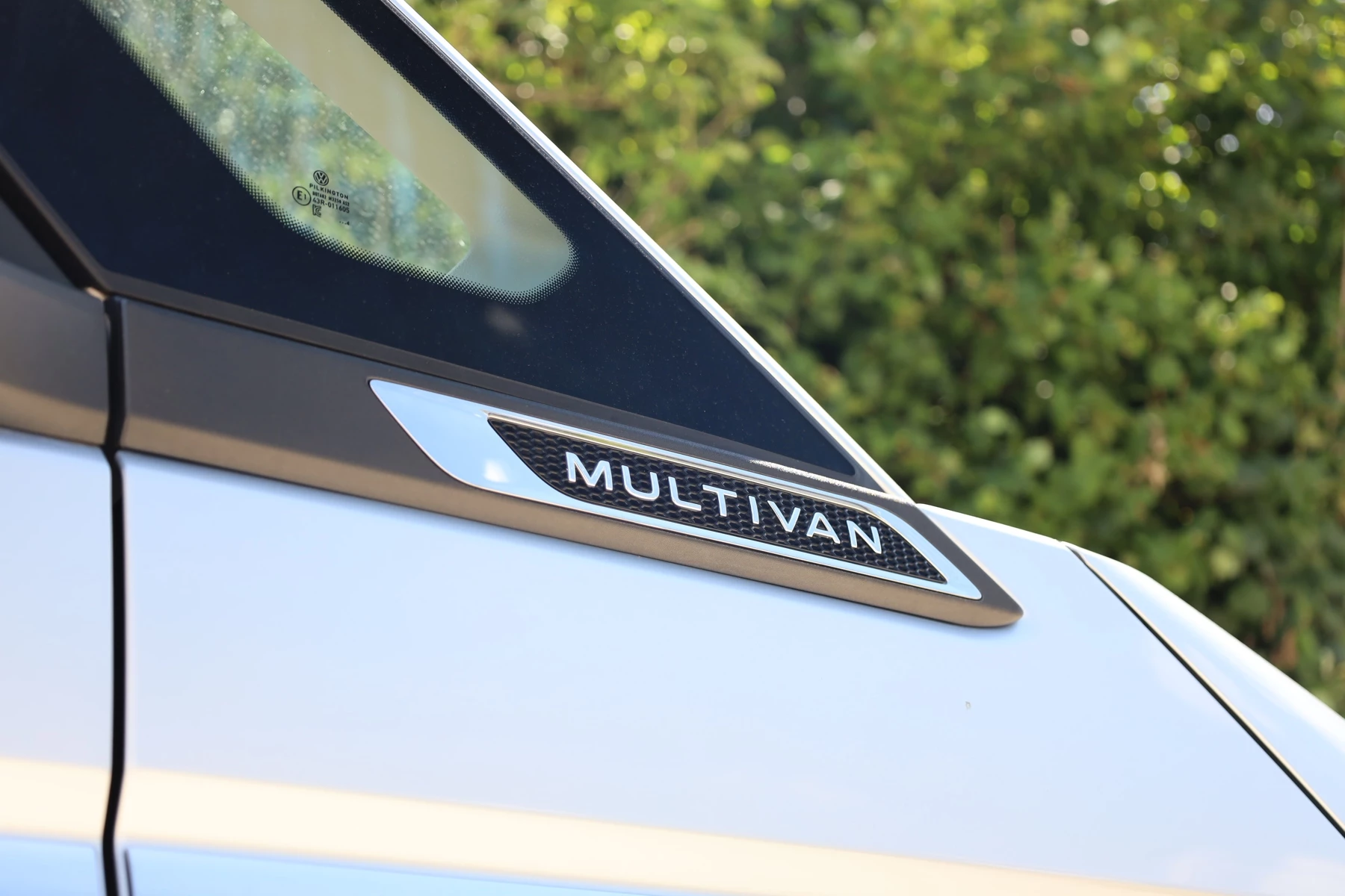 Volkswagen-Multivan-image-41