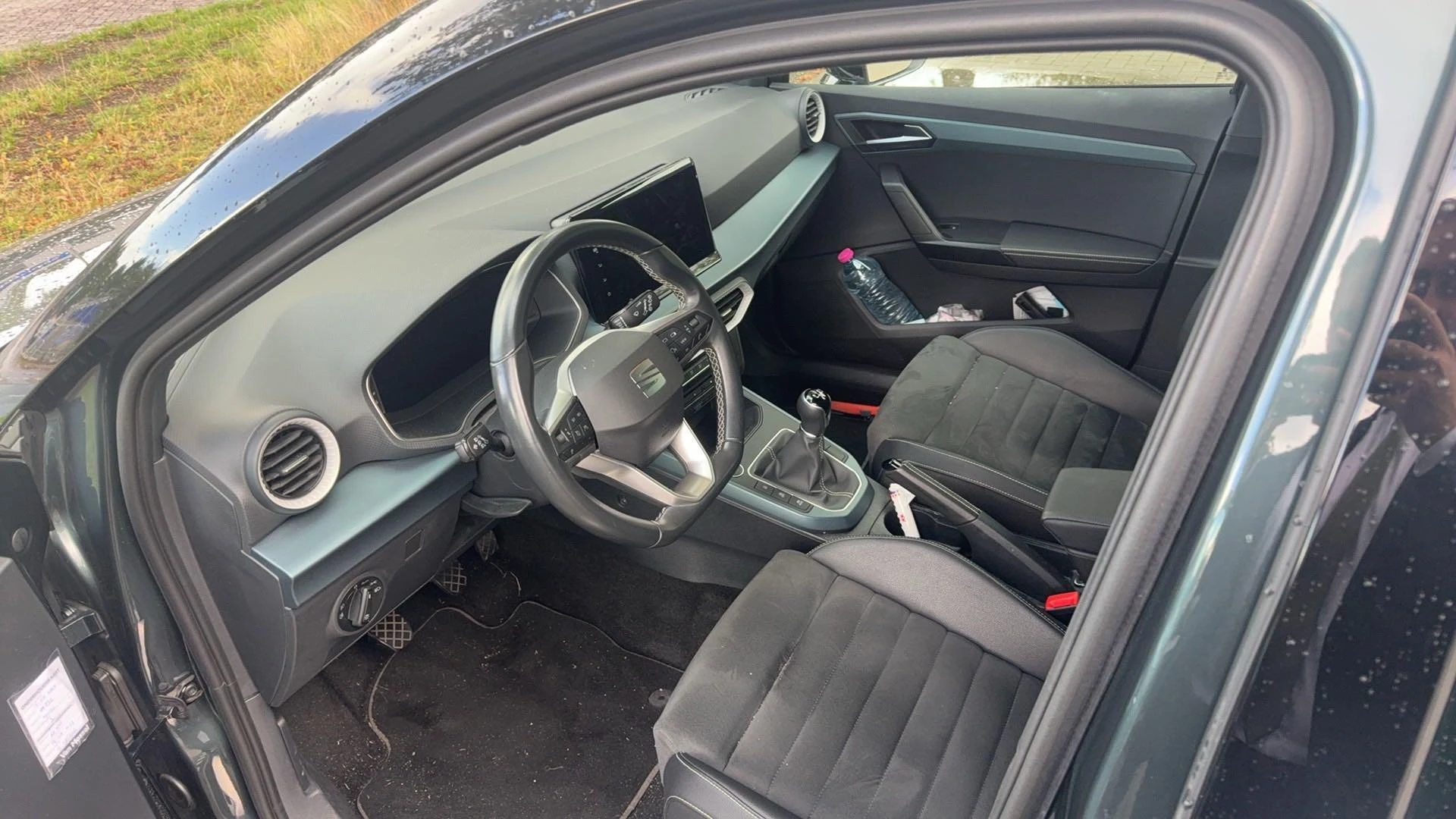 SEAT-Arona-image-6