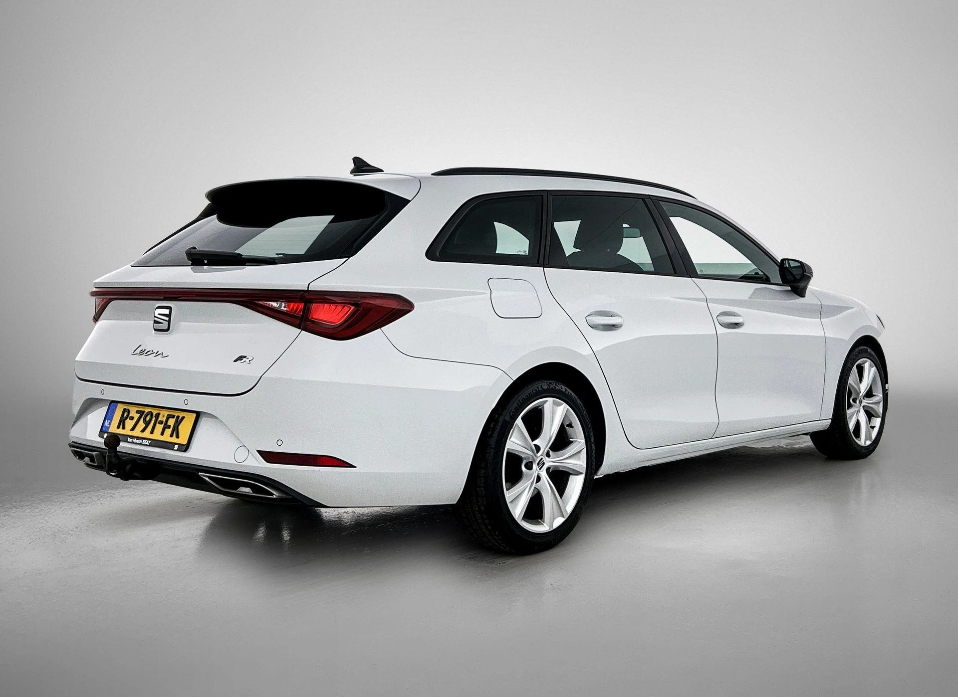 SEAT-Leon-image-3