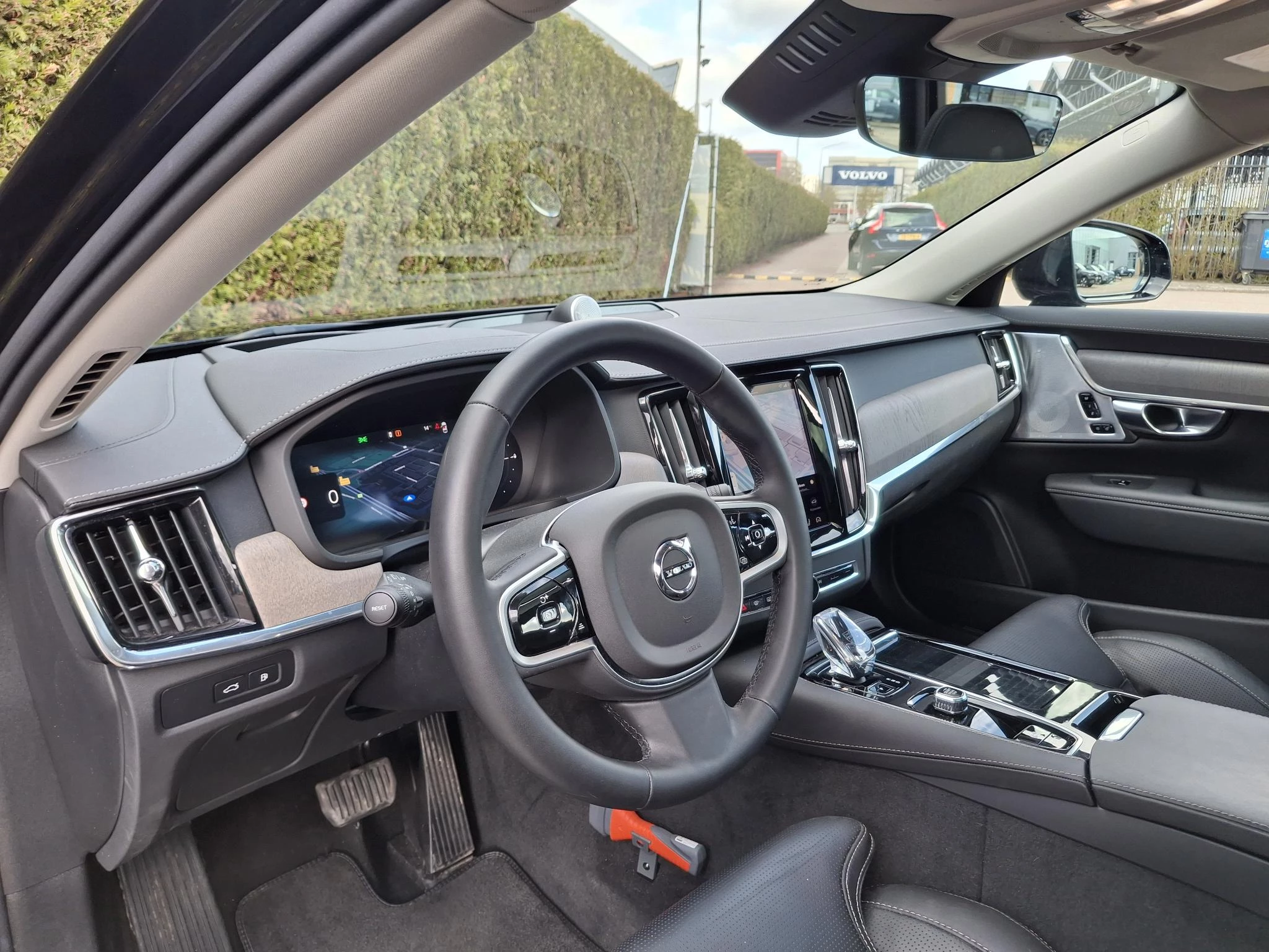 Volvo-V90-image-21
