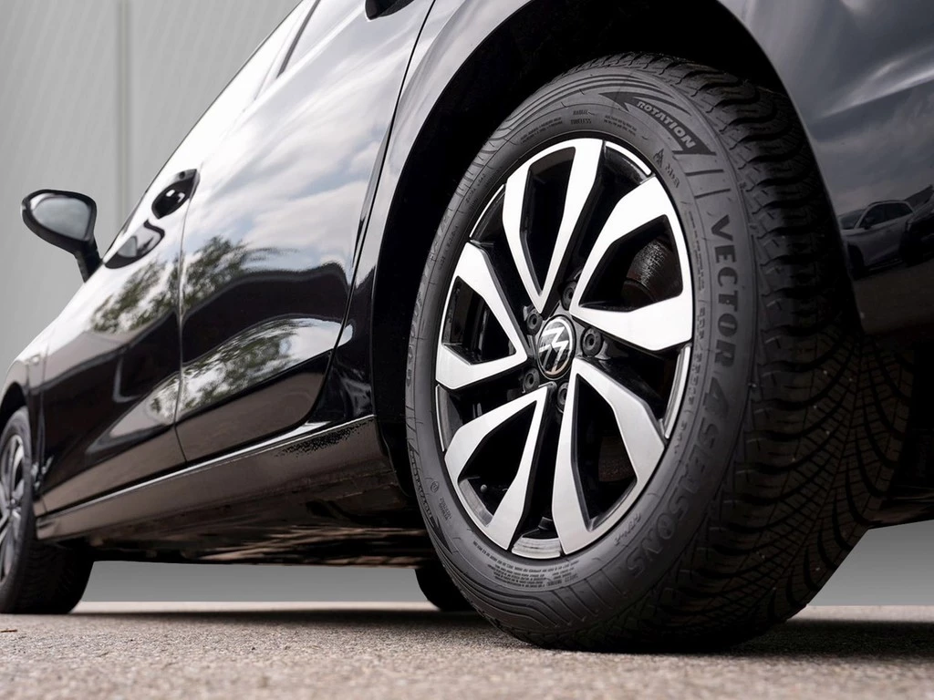 Volkswagen Golf 1,5 TSI Active