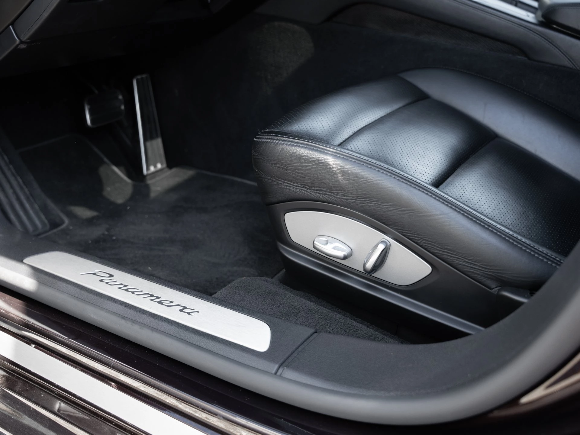 Porsche Panamera 3.6 XENON|SHD|AHK|RFK|LUFT|LEDER|SHZG