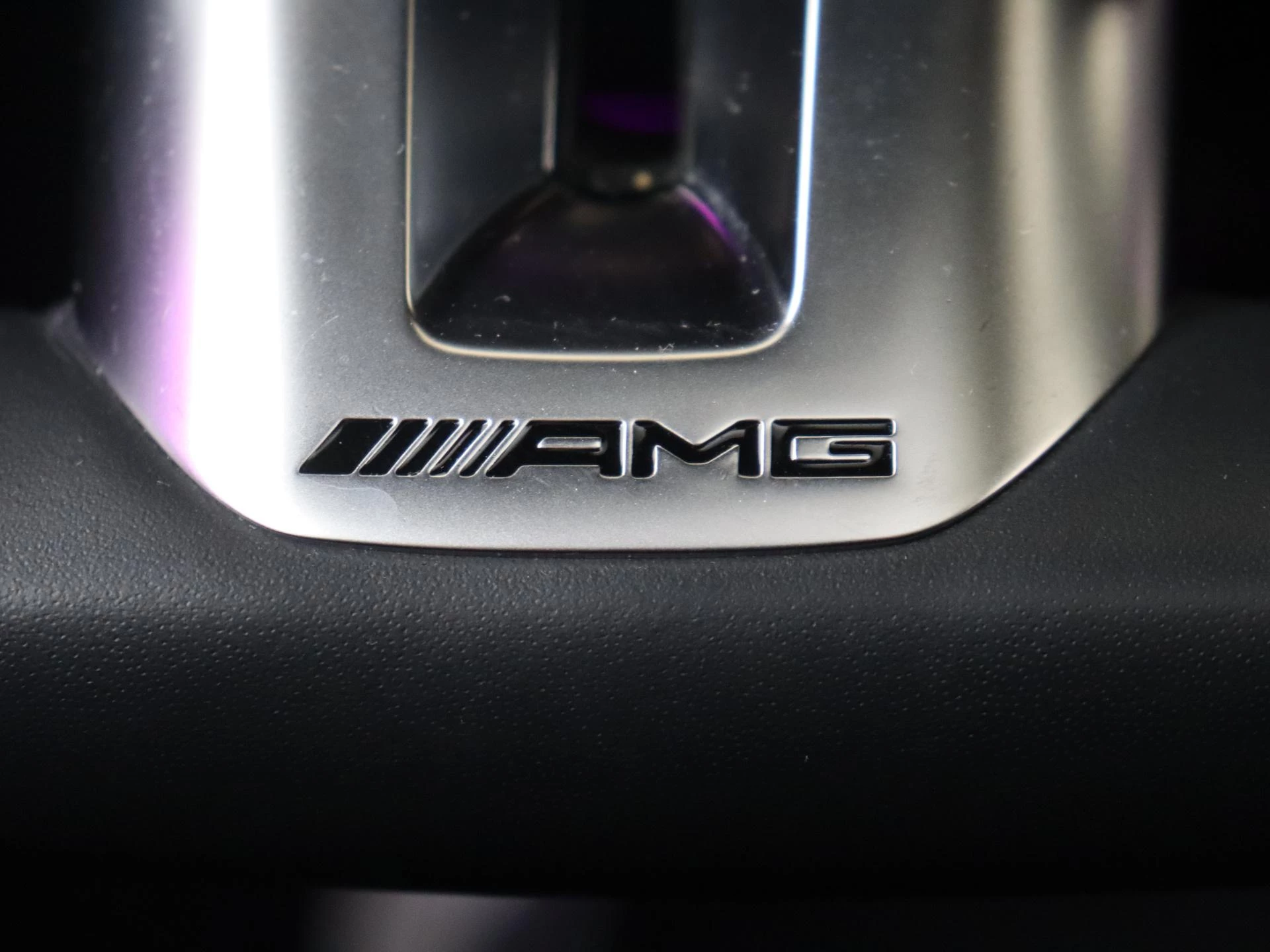 Mercedes-Benz-E-Klasse-image-24