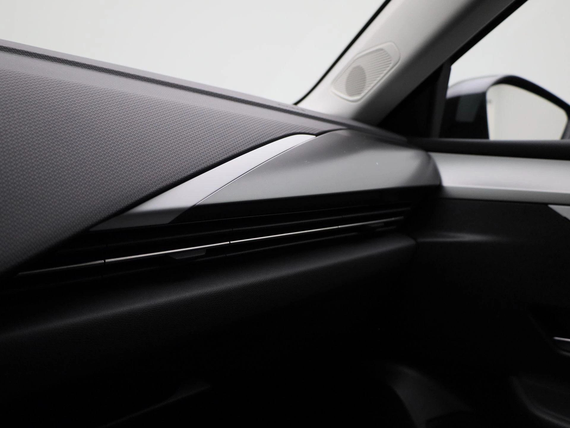 Opel-Astra-image-24