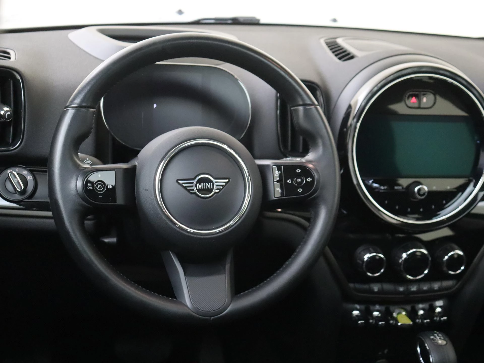 MINI-Countryman-image-9