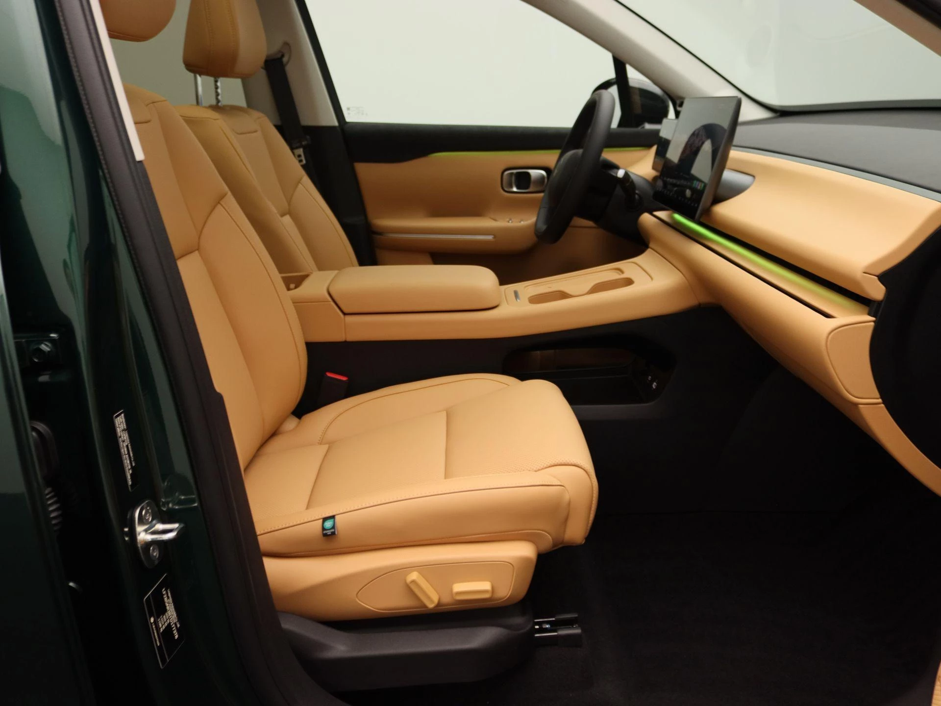 Leapmotor C10 Design REEV 28.4 kWh