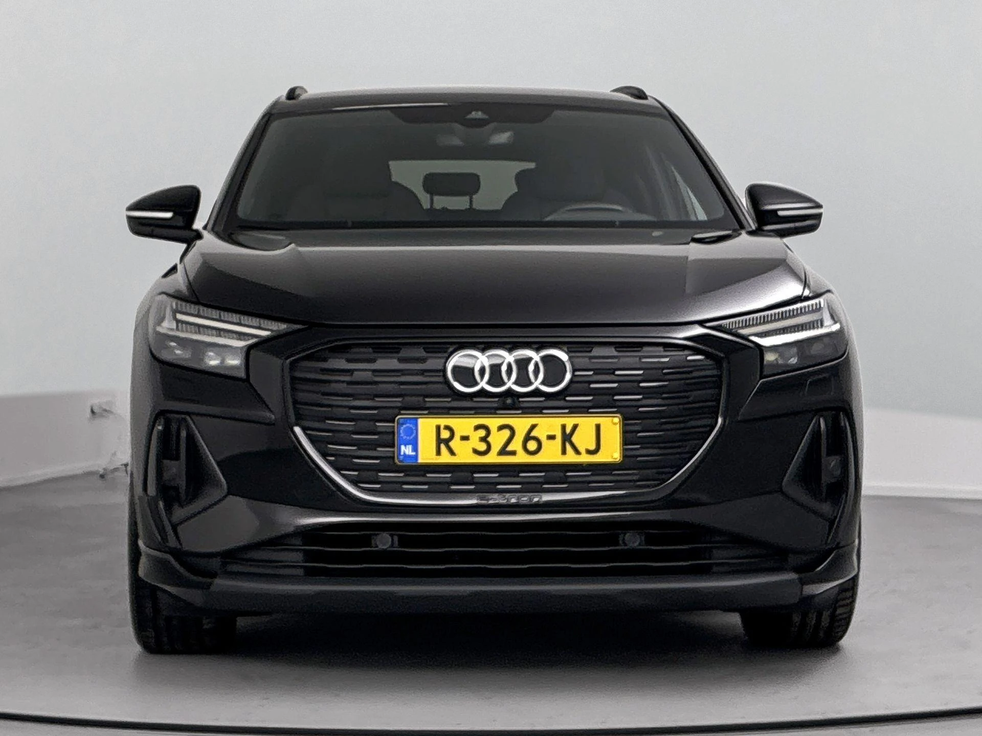 Audi-Q4 e-tron-image-4