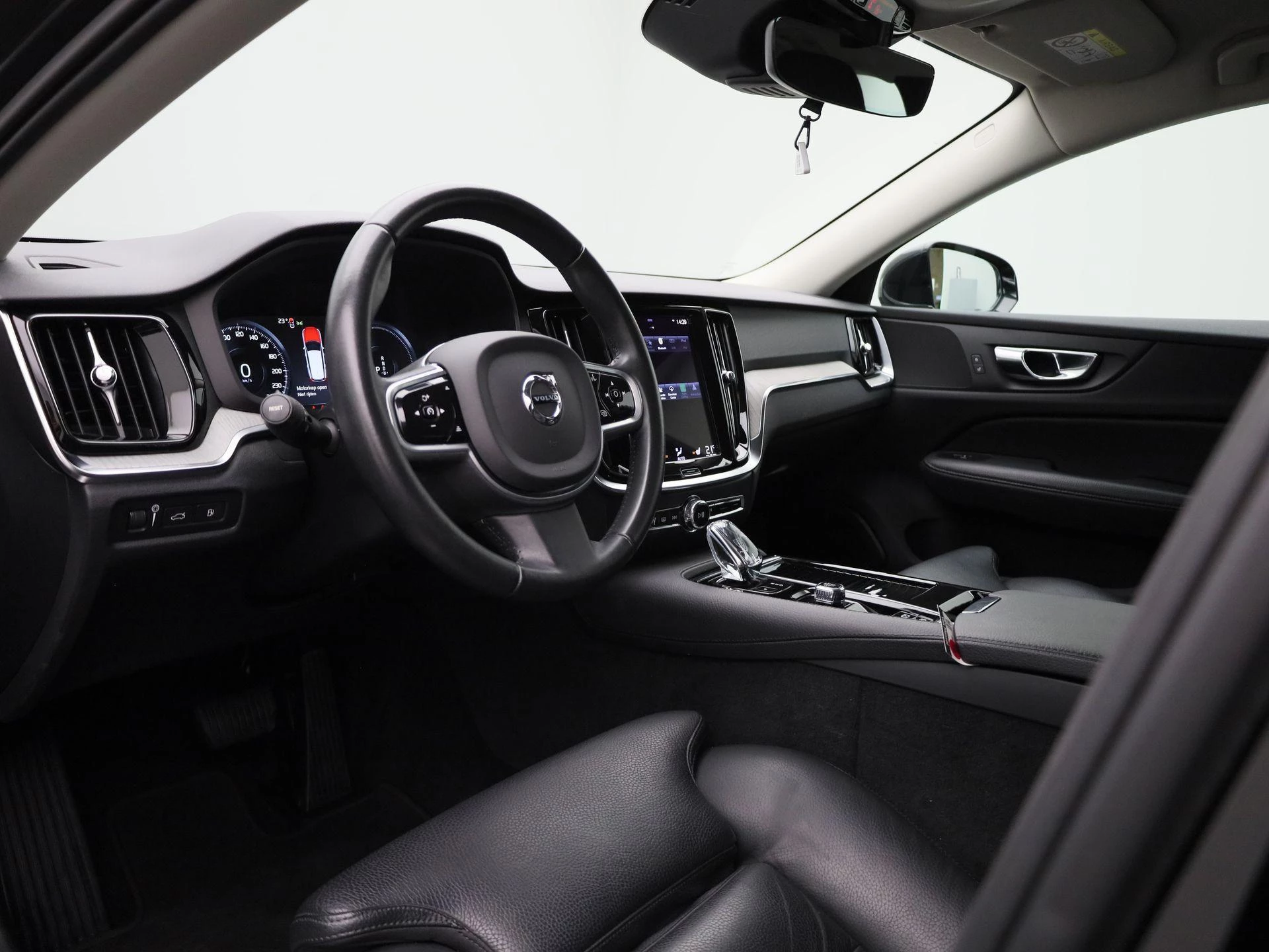 Volvo V60 2.0 T6 Recharge AWD Inscription