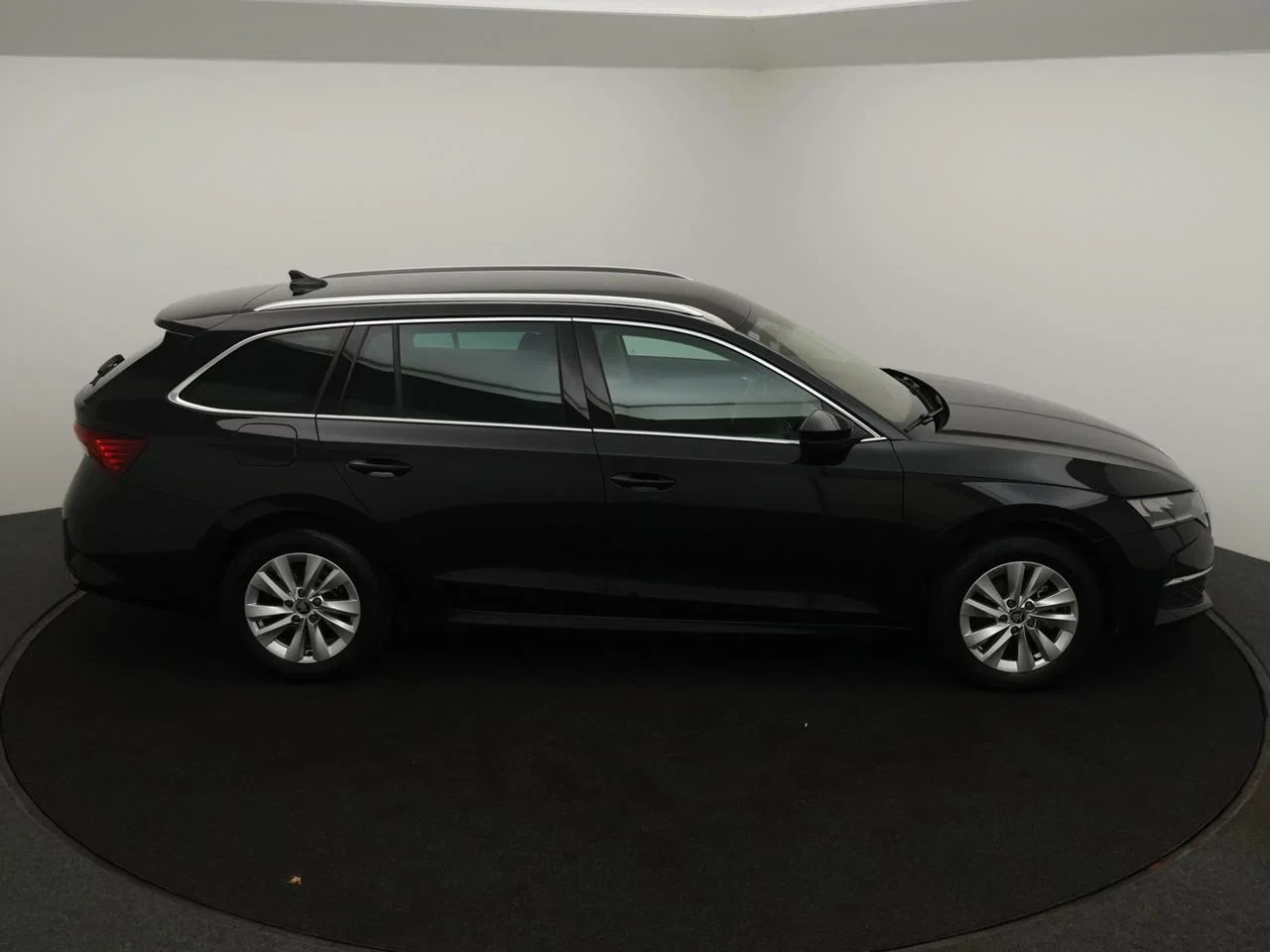 Škoda-Octavia-image-12