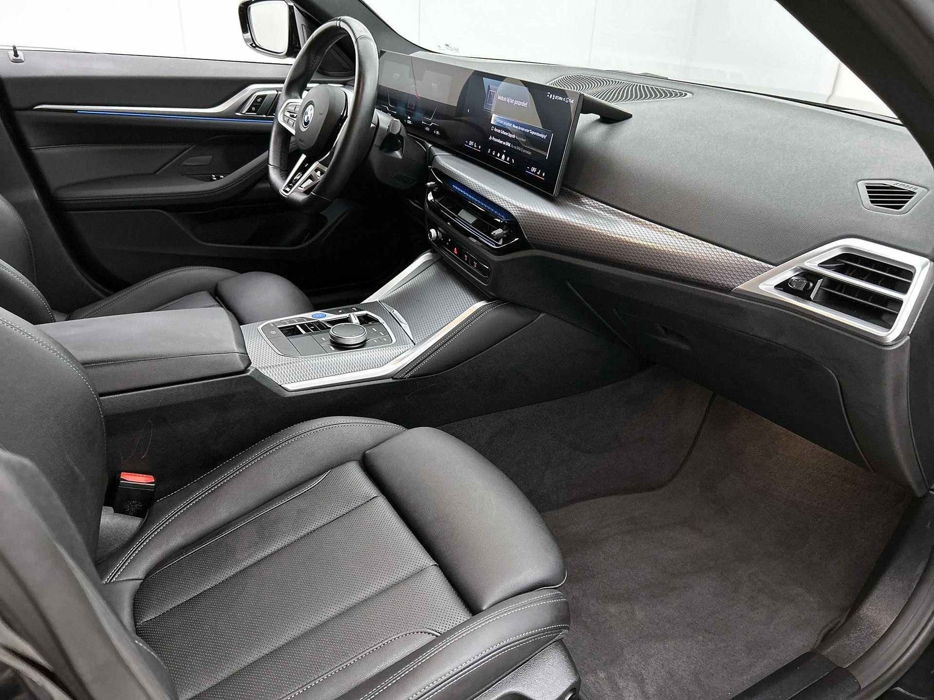 BMW i4 eDrive40 84 kWh