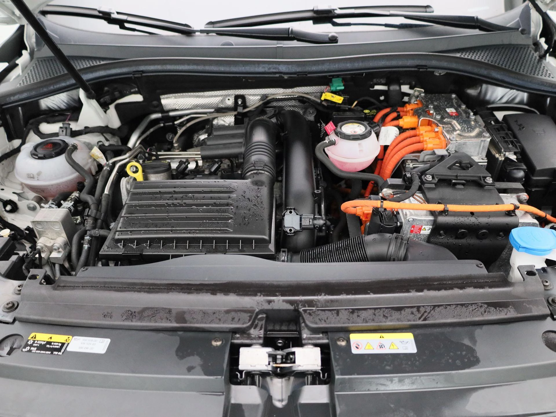 Volkswagen-Tiguan-image-46
