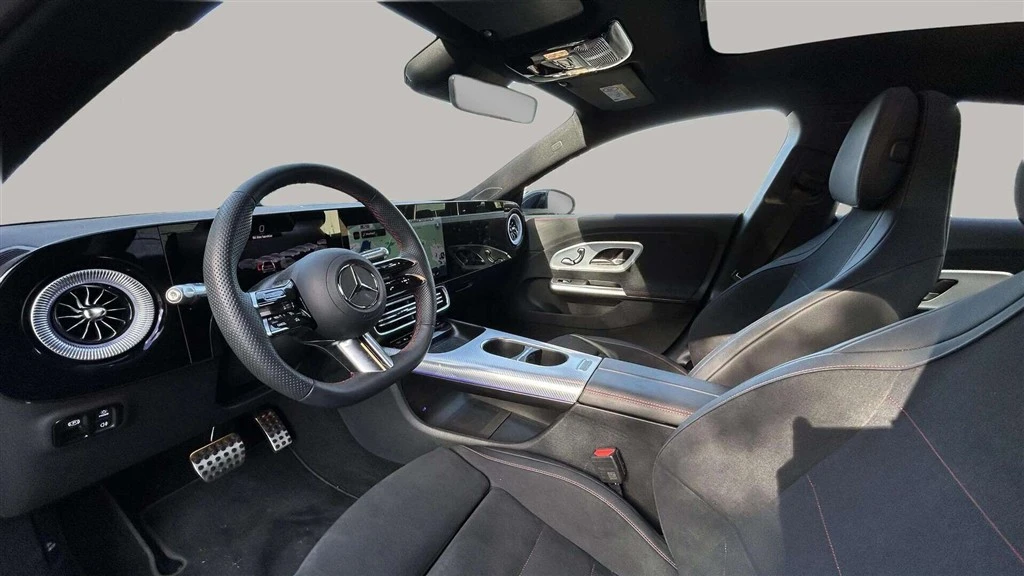 Mercedes-Benz-CLA-image-9