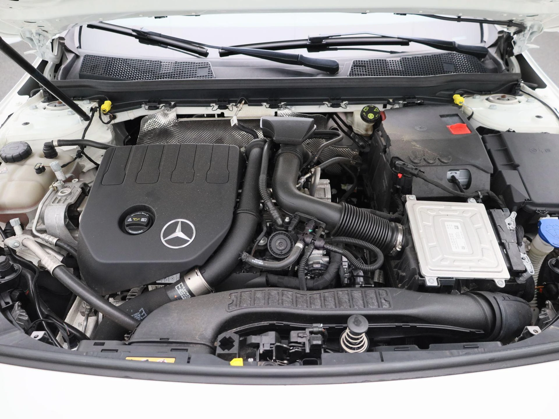 Mercedes-Benz-A-Klasse-image-32