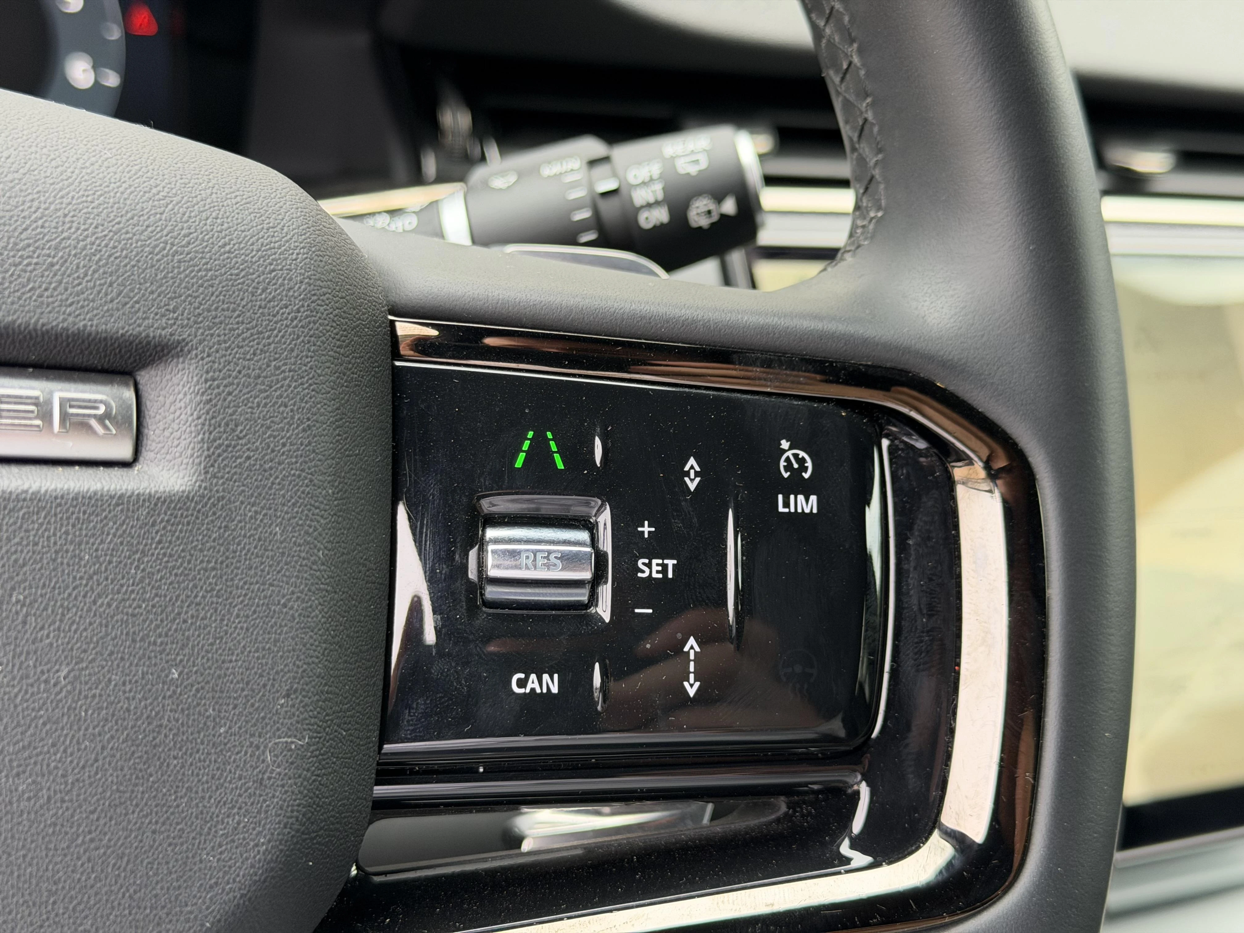 Land Rover Range Rover Evoque P300e PHEV S