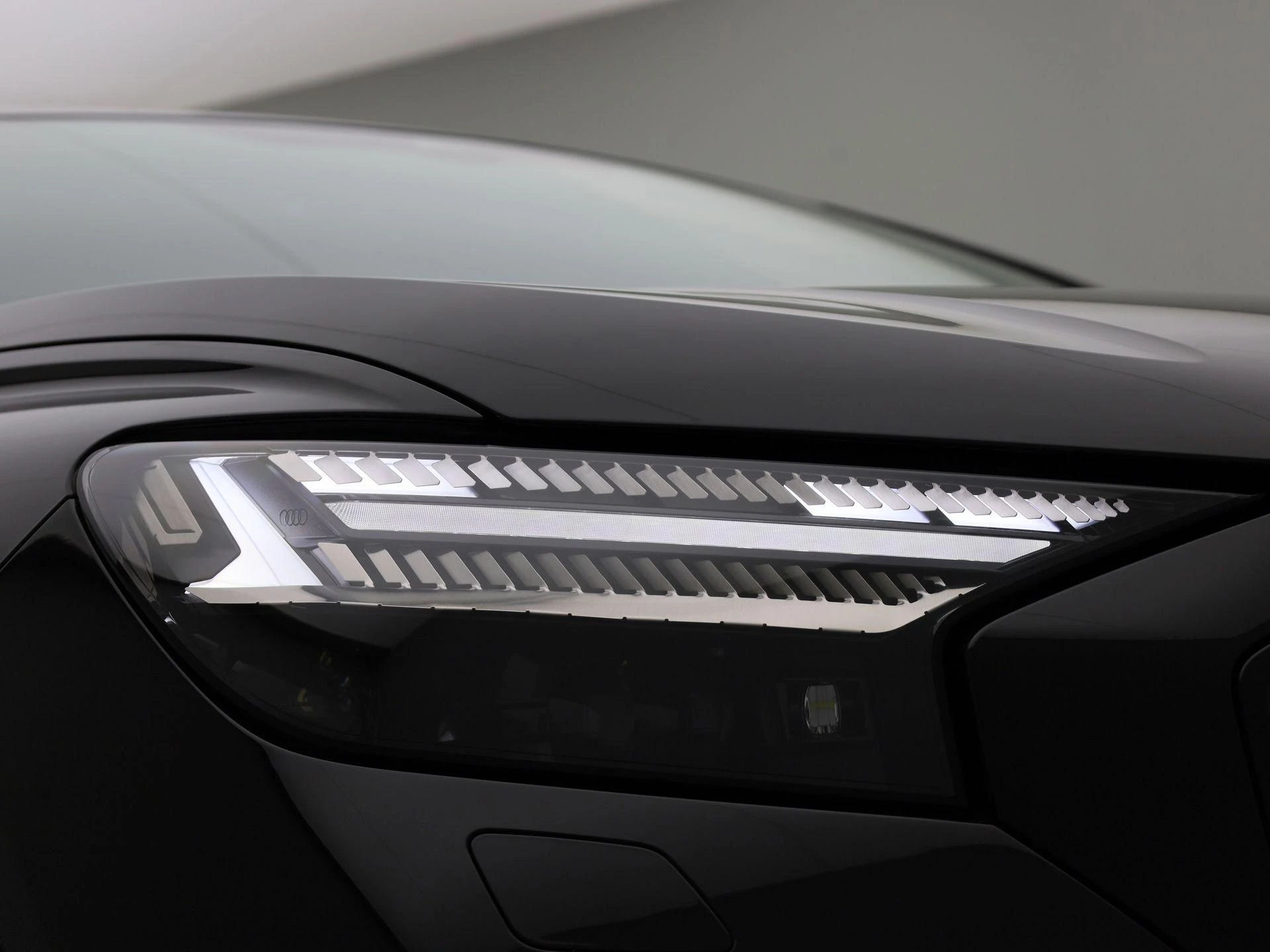 Audi-Q4 e-tron-image-11