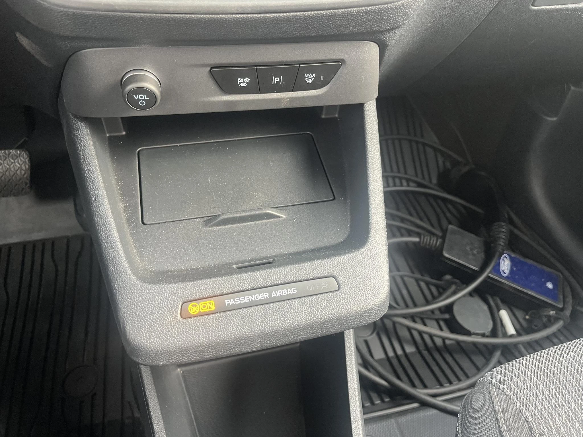 Ford-E-Transit-image-18