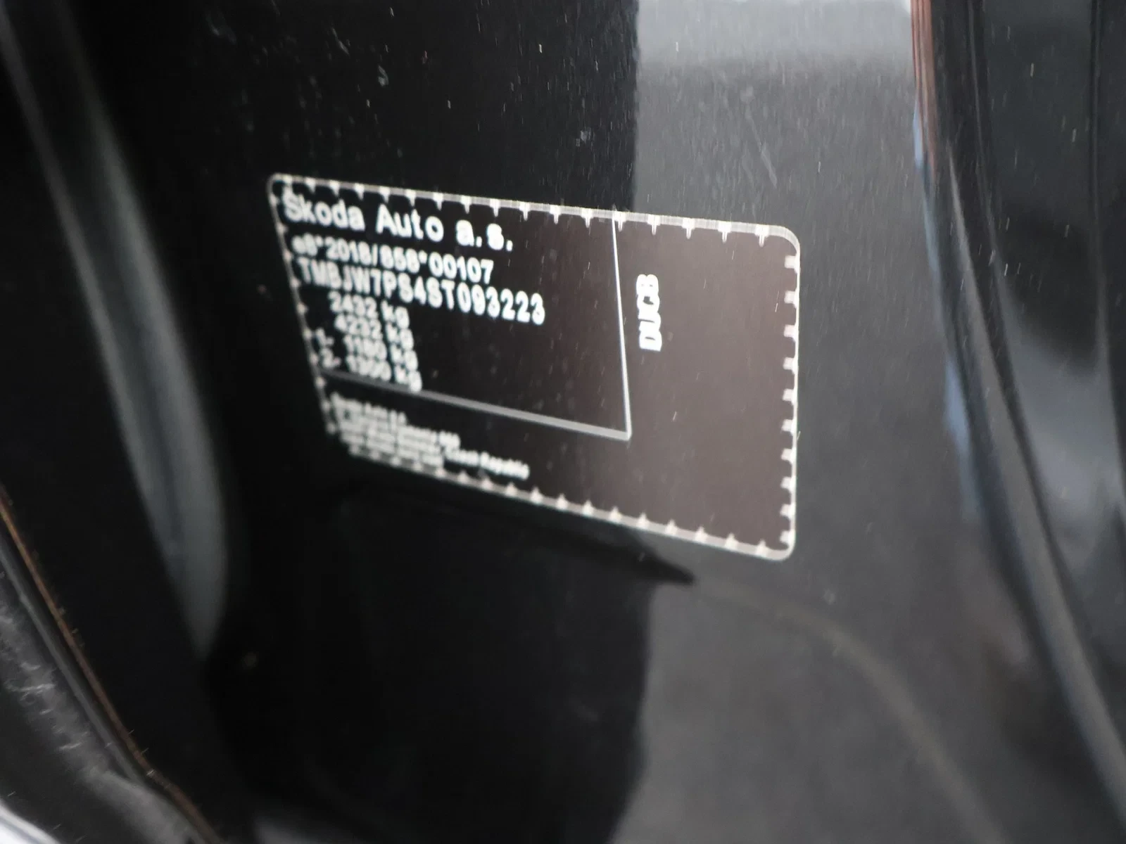 Škoda Kodiaq PHEV Kodiaq Sportline PHEV 1.5TSI 204PK *AUTOMAAT*PANO*SPORTSEATS*NAVI*APP CONNECT*BLTH*CRUISE*PDC*...