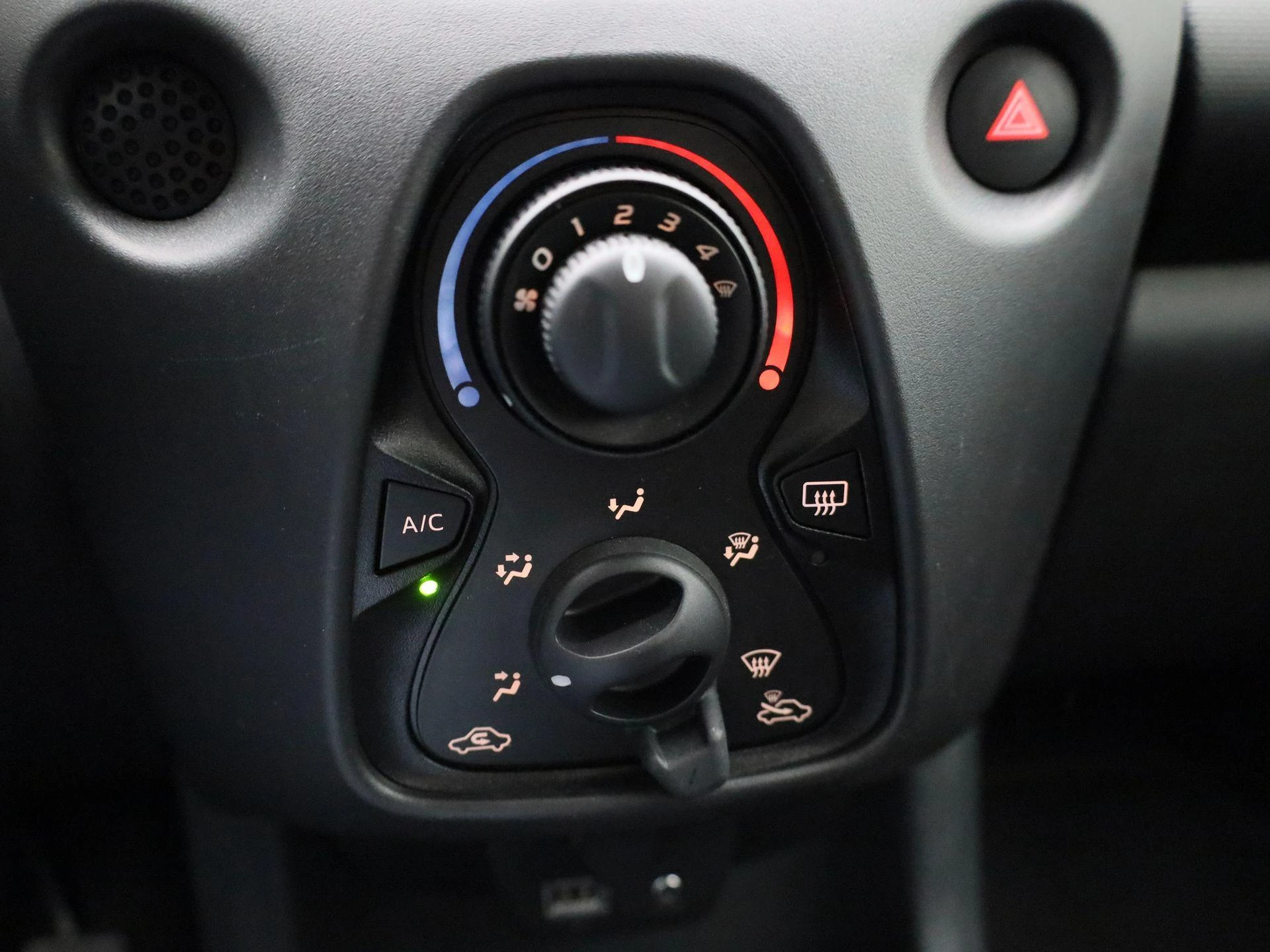 Toyota-Aygo-image-15