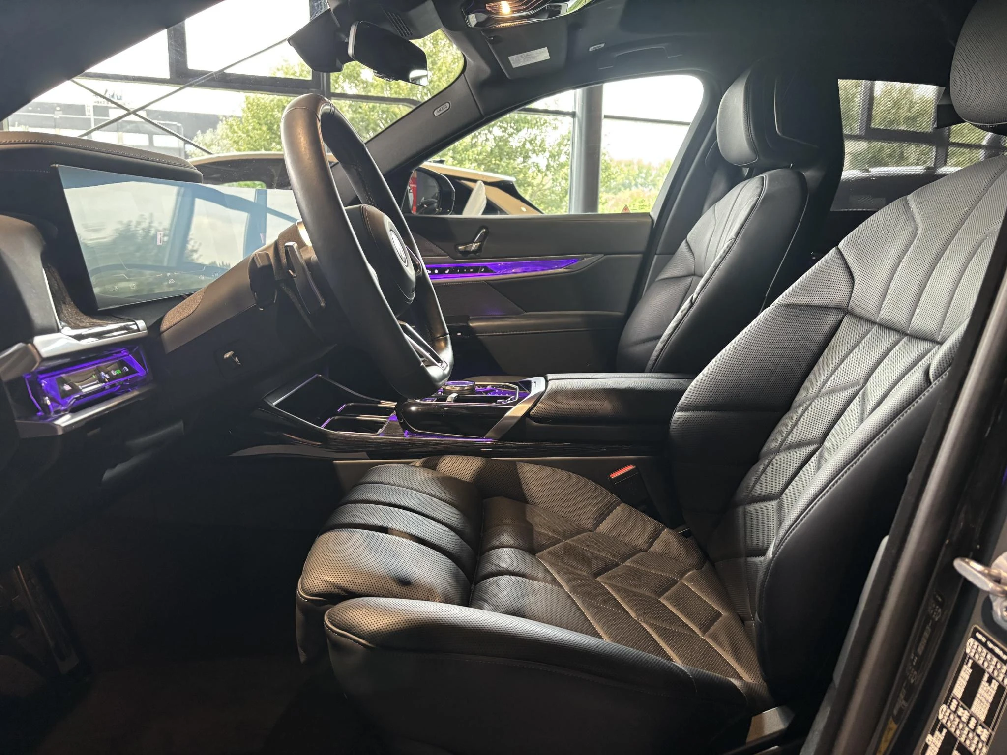 BMW-i7-image-7