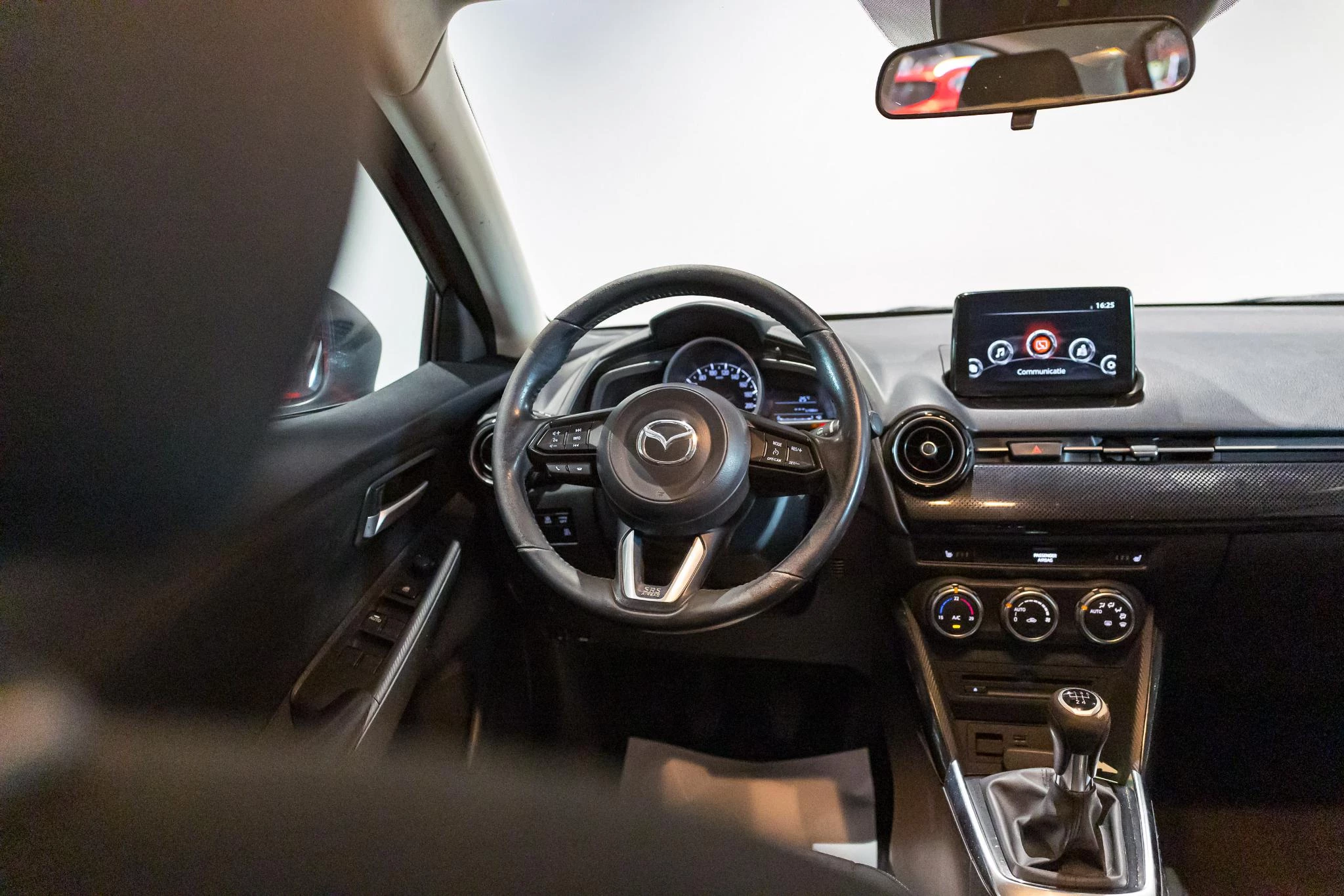 Mazda 2 1.5 Skyactiv-G 66kW Hakoné
