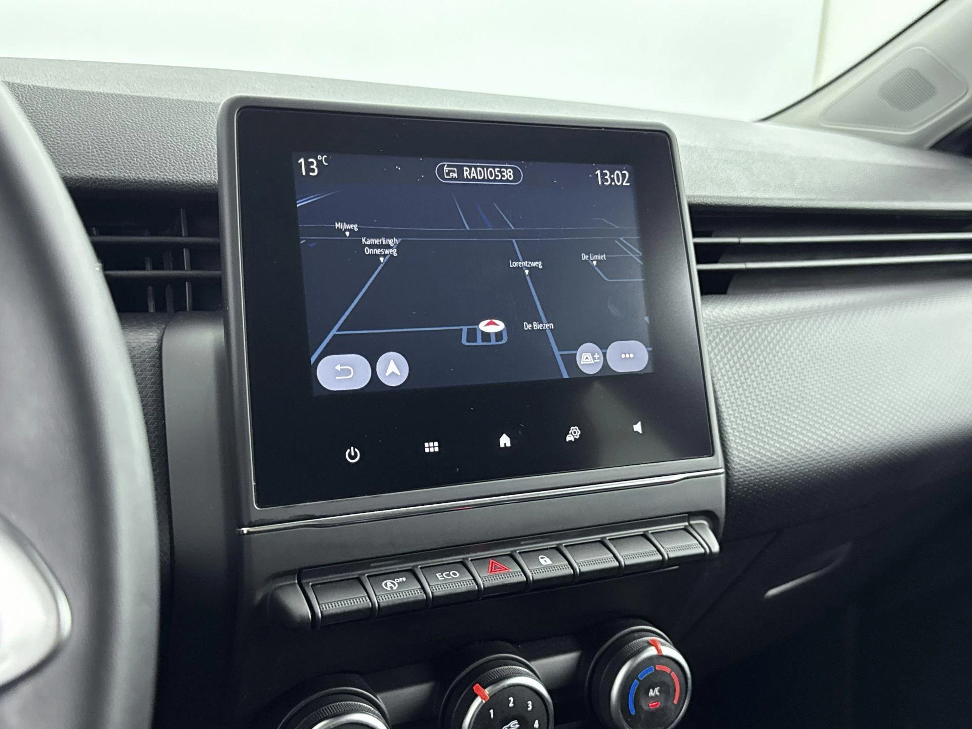 Renault-Clio-image-18