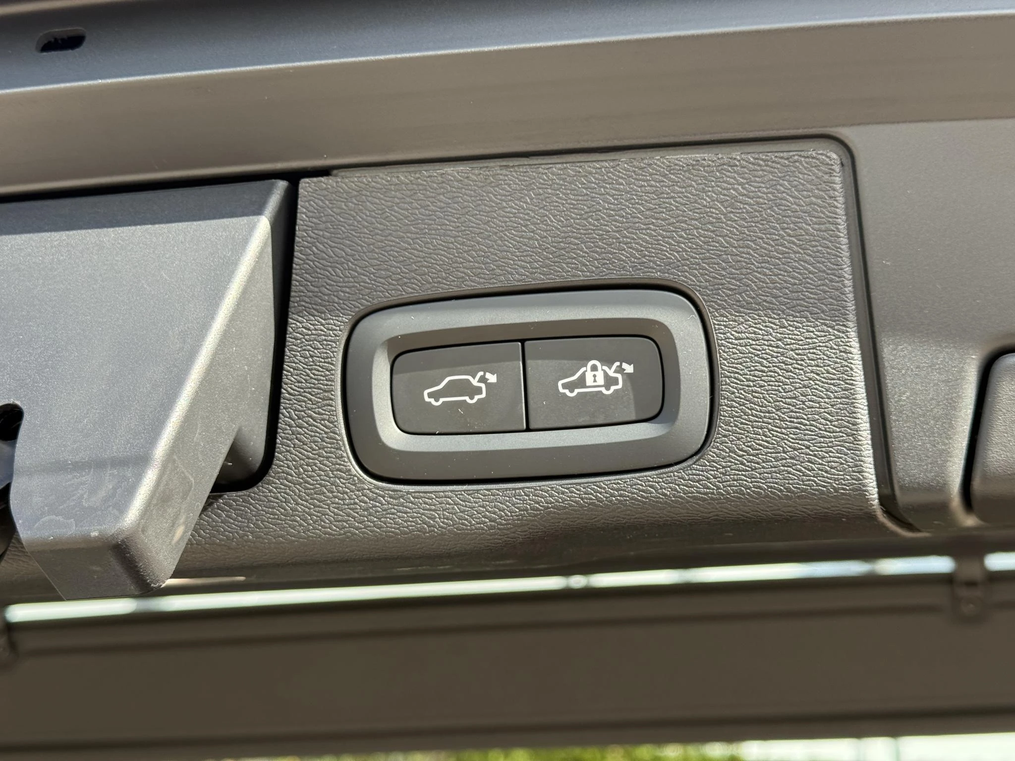 Volvo-XC60-image-9