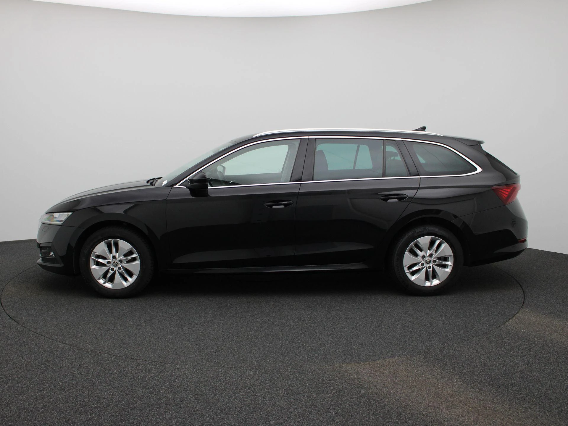 Škoda-Octavia-image-3