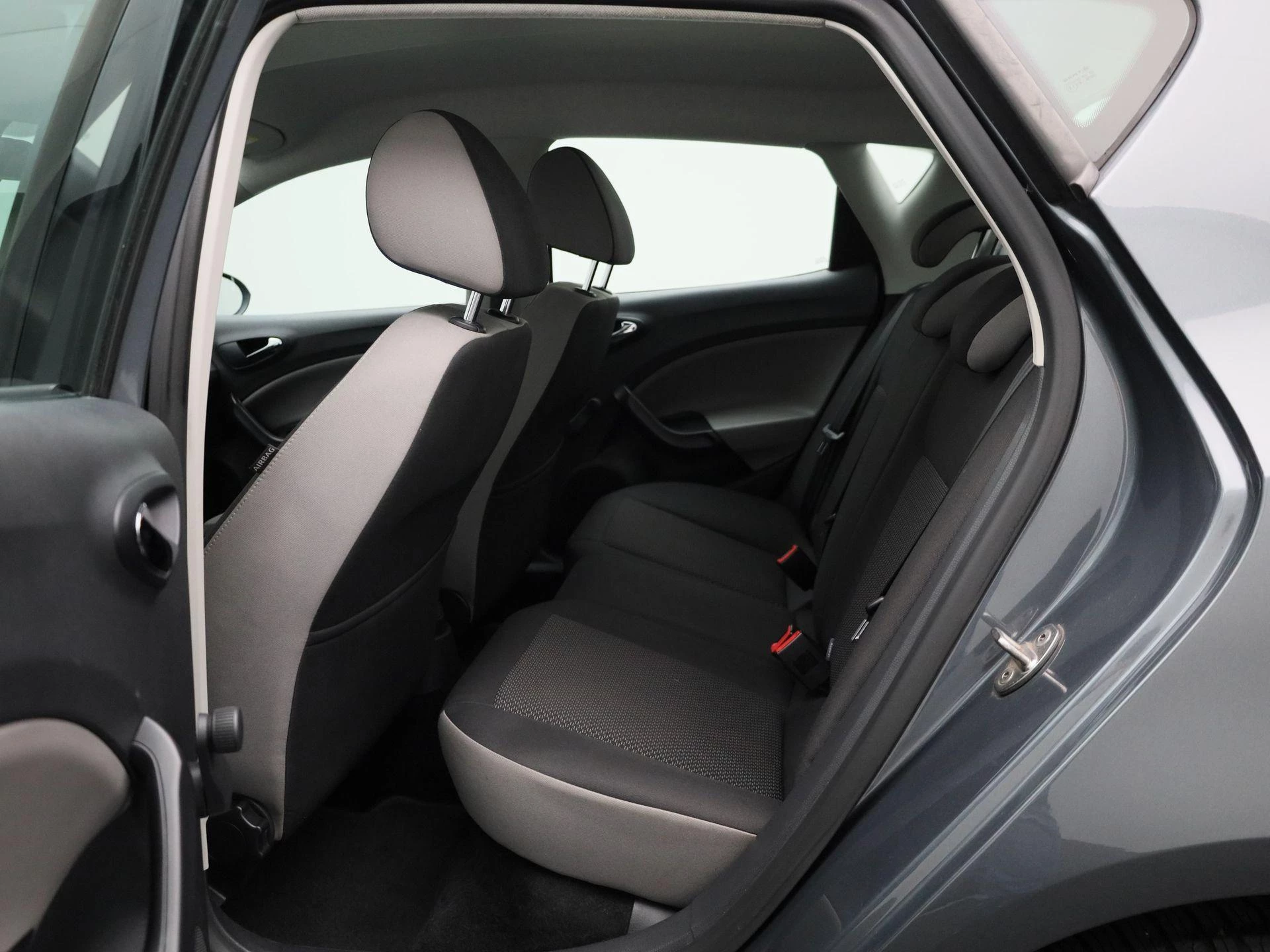 SEAT-Ibiza-image-9
